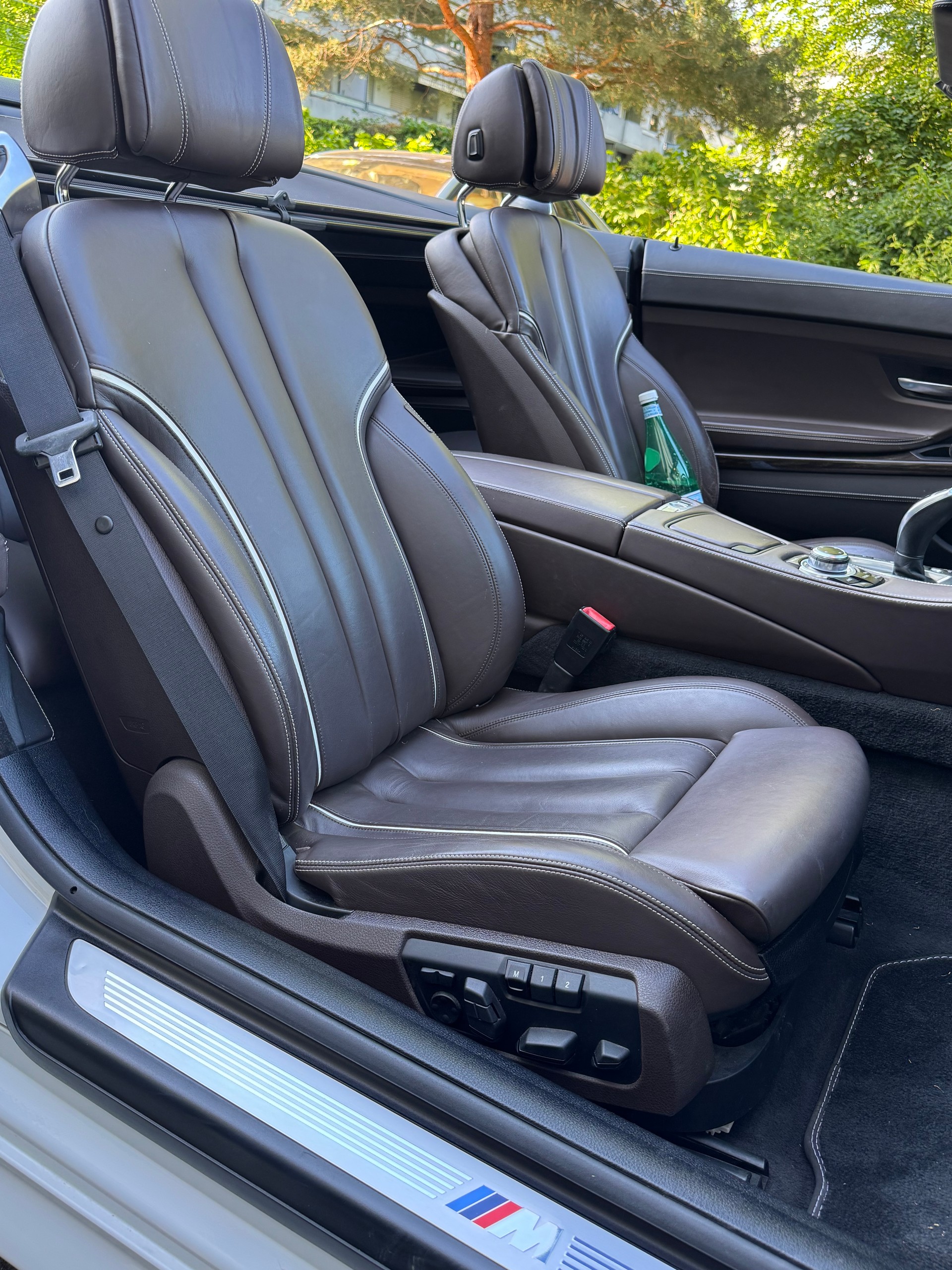 BMW 640i Cabrio xDrive M SOUND PERFORMANCE-image-9