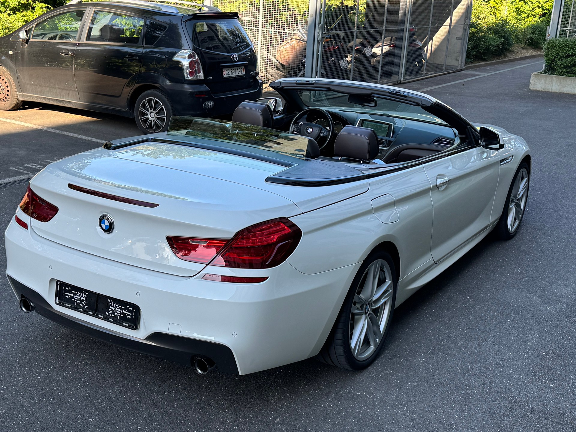 BMW 640i Cabrio xDrive M SOUND PERFORMANCE-image-5