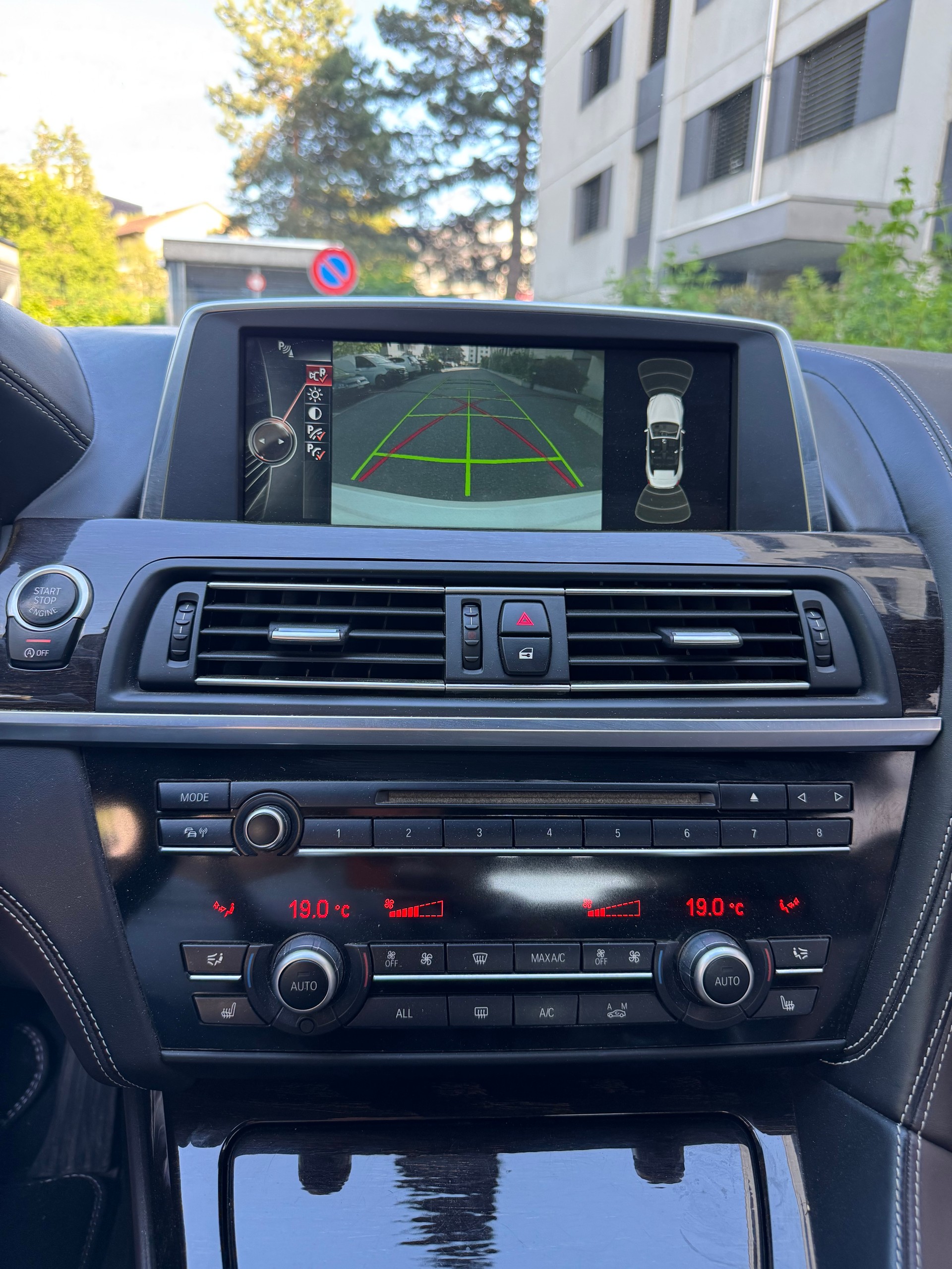 BMW 640i Cabrio xDrive M SOUND PERFORMANCE-image-15