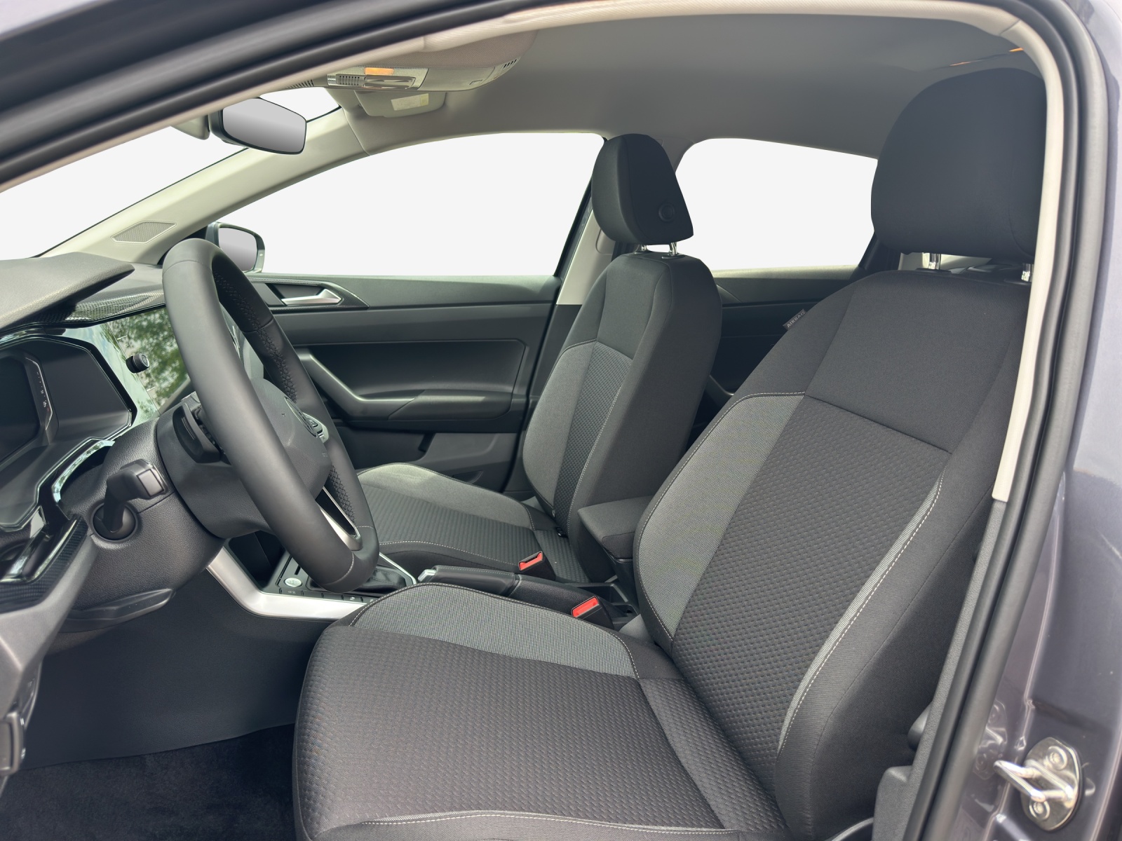 VW Polo LI 1.0TSI 95PS-image-7