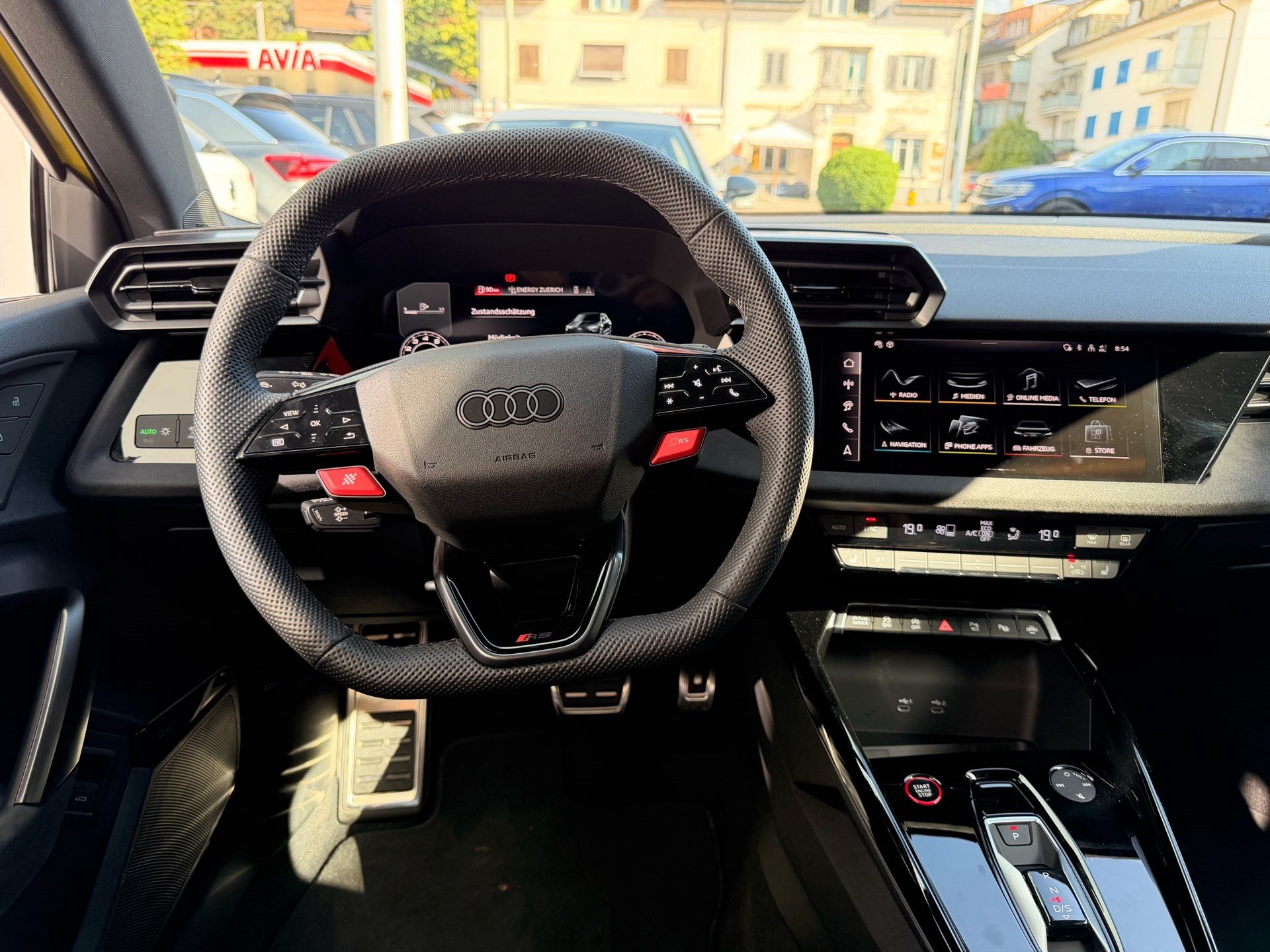 AUDI RS3 SPORTBACK 2.5 400 PS TFSI QUATTRO *** 5 JAHRE AUDI WERKSGARANTIE & KERAMIK BREMSEN ***-image-9