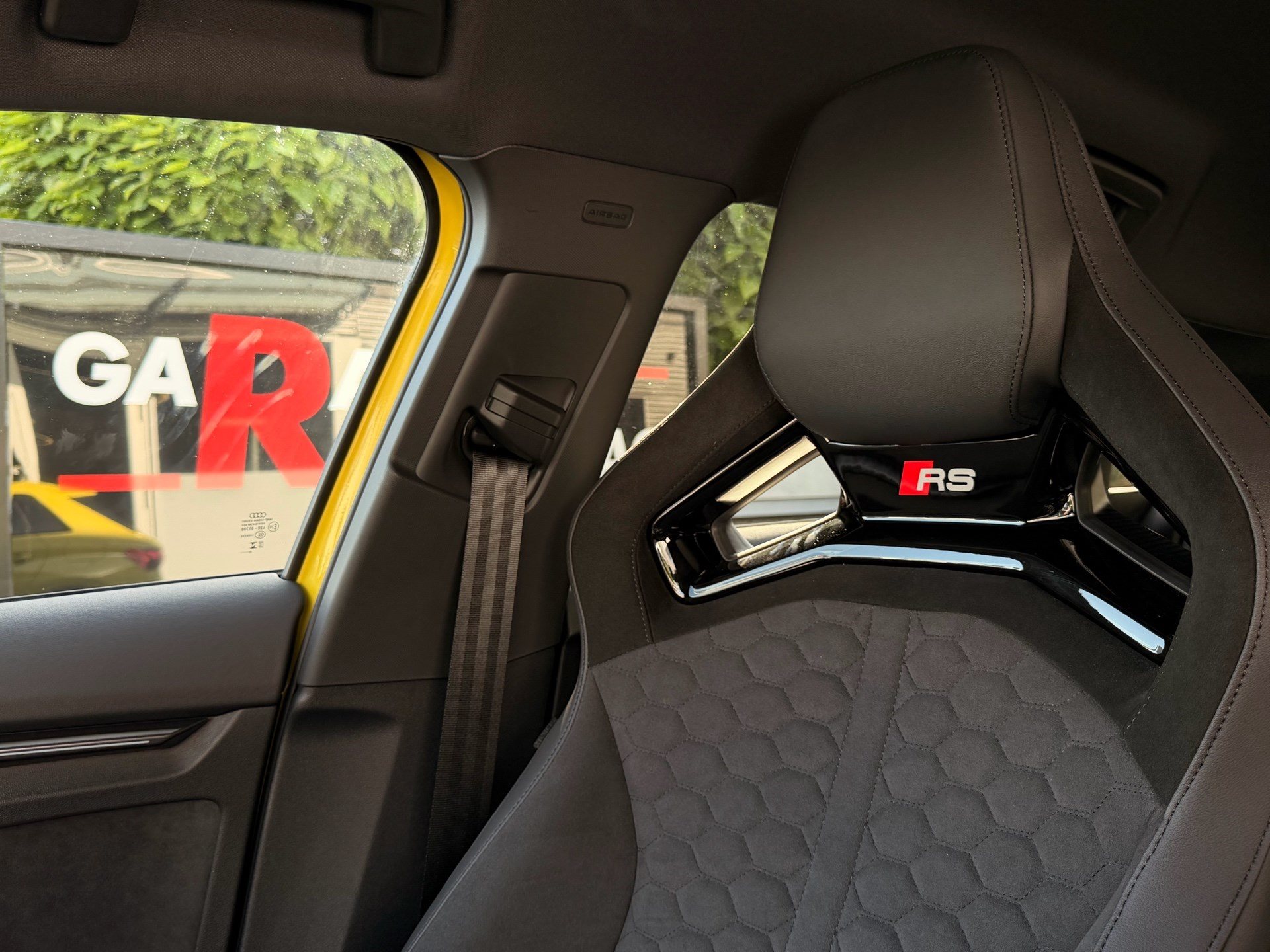 AUDI RS3 SPORTBACK 2.5 400 PS TFSI QUATTRO *** 5 JAHRE AUDI WERKSGARANTIE & KERAMIK BREMSEN ***-image-27
