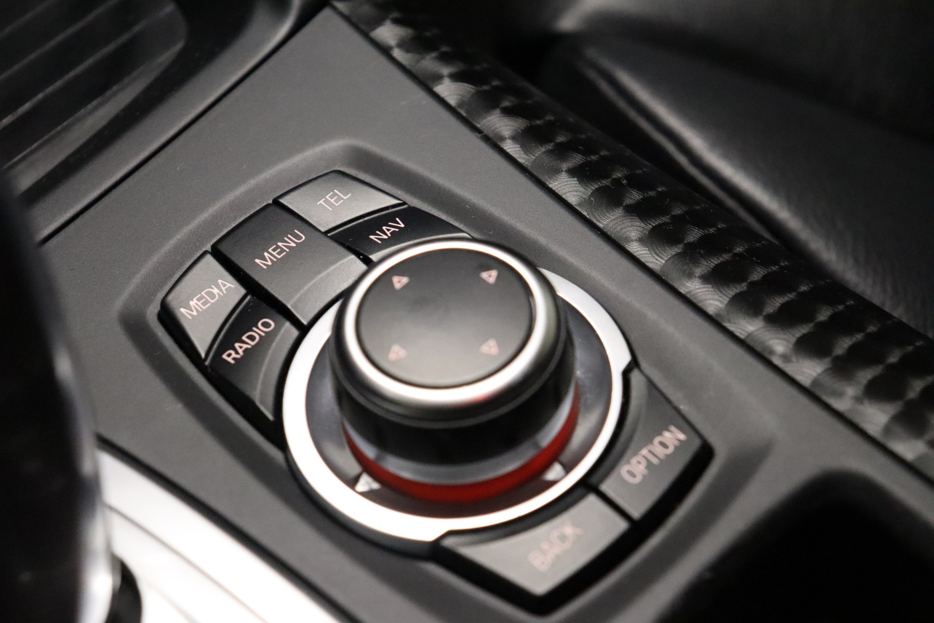 BMW X6 xDrive 40d Steptronic **FACELIFT**-image-25