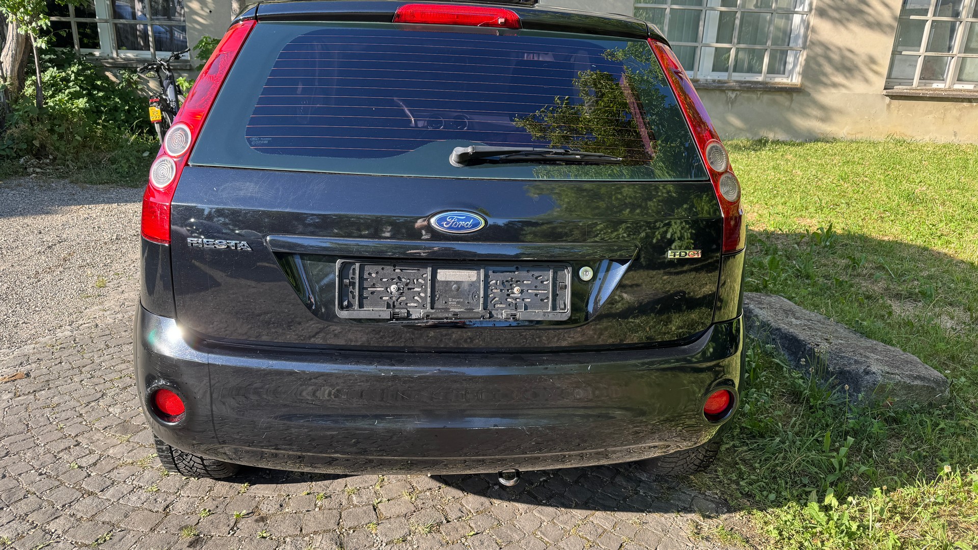 FORD FIESTA-image-2