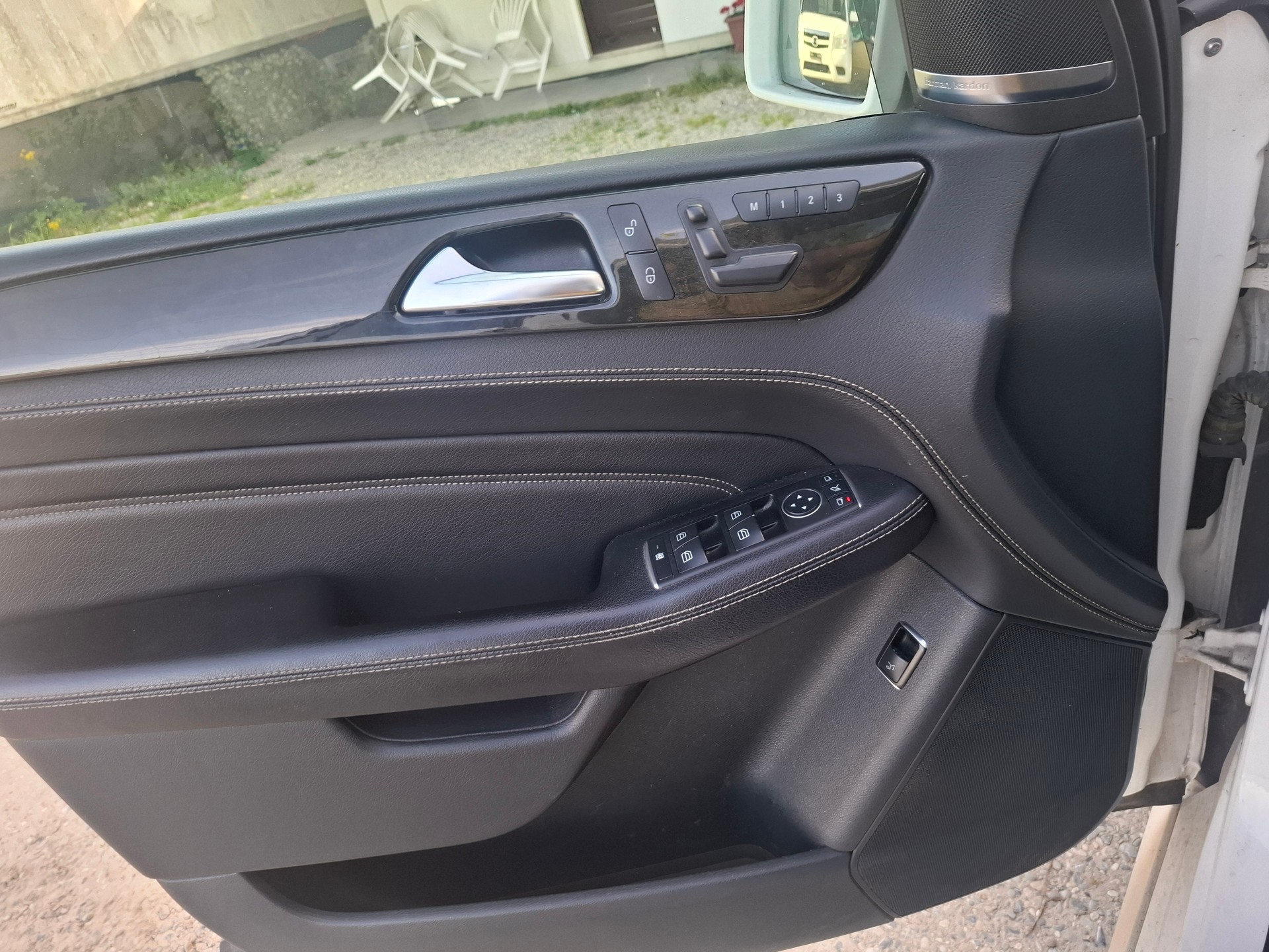 MERCEDES-BENZ ML 350 BlueTEC Executive 4Matic 7G-Tronic-image-11