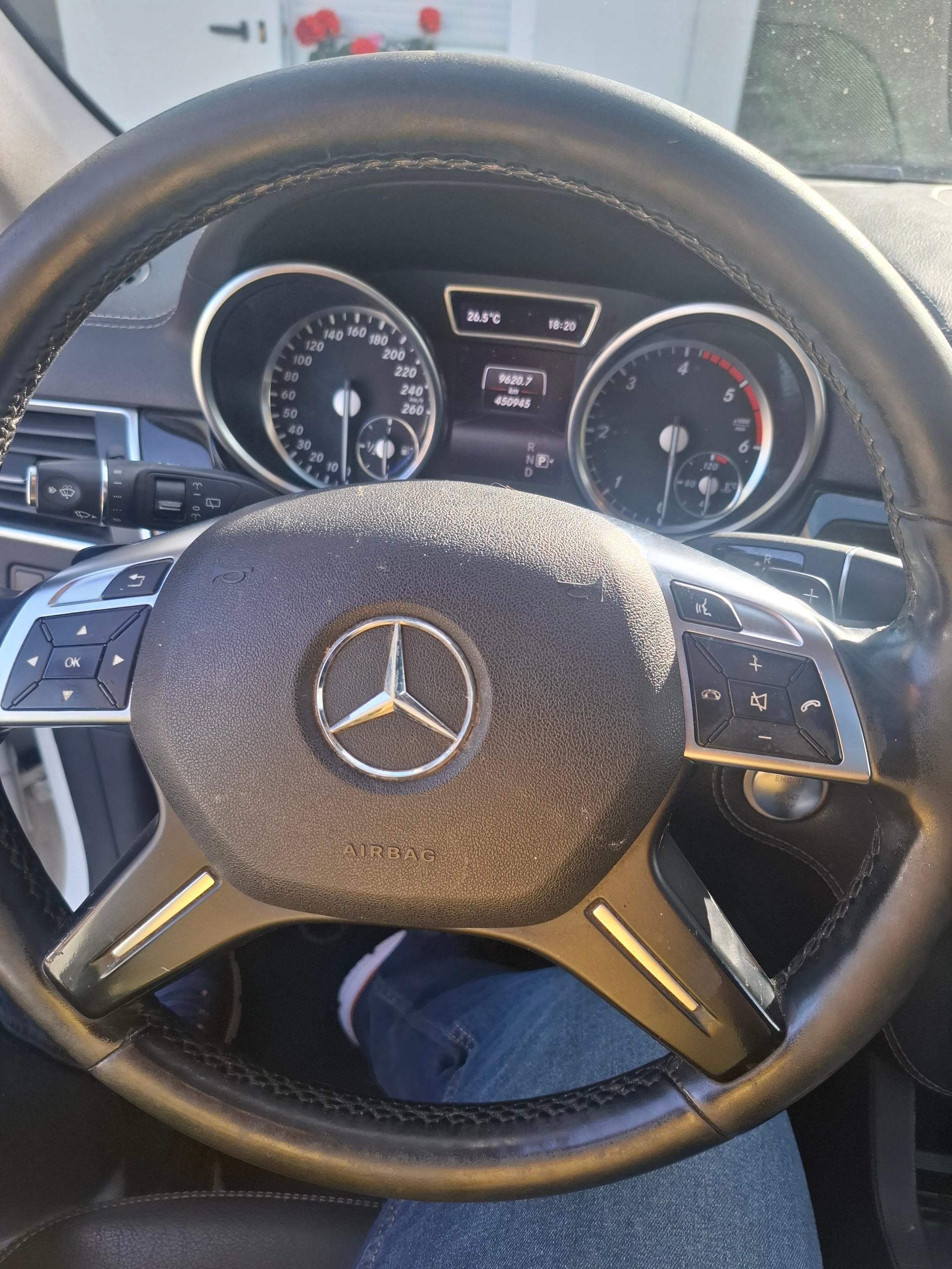MERCEDES-BENZ ML 350 BlueTEC Executive 4Matic 7G-Tronic-image-14