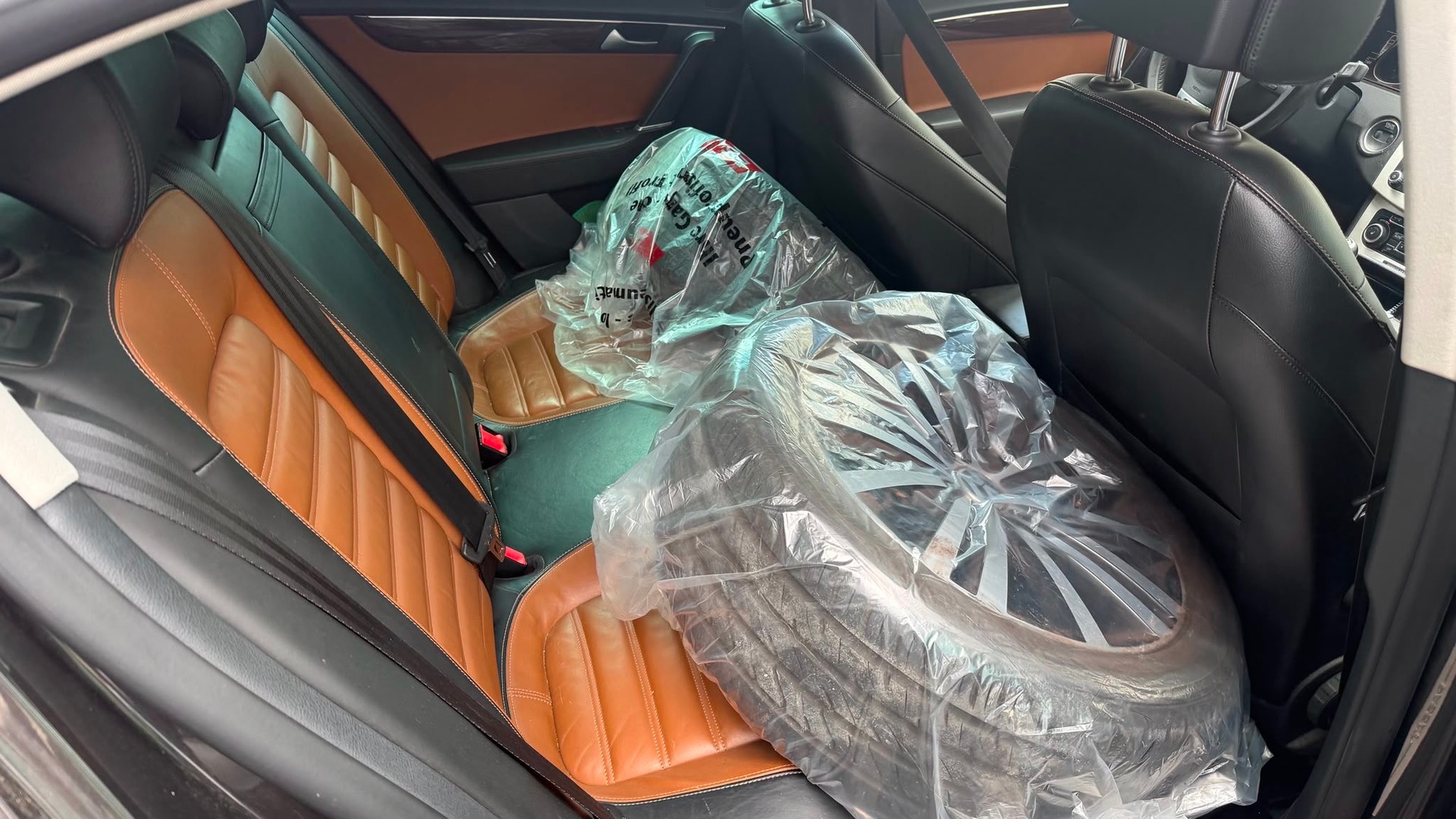 VW Passat 1.4 EcoFuel Comfortline-image-4