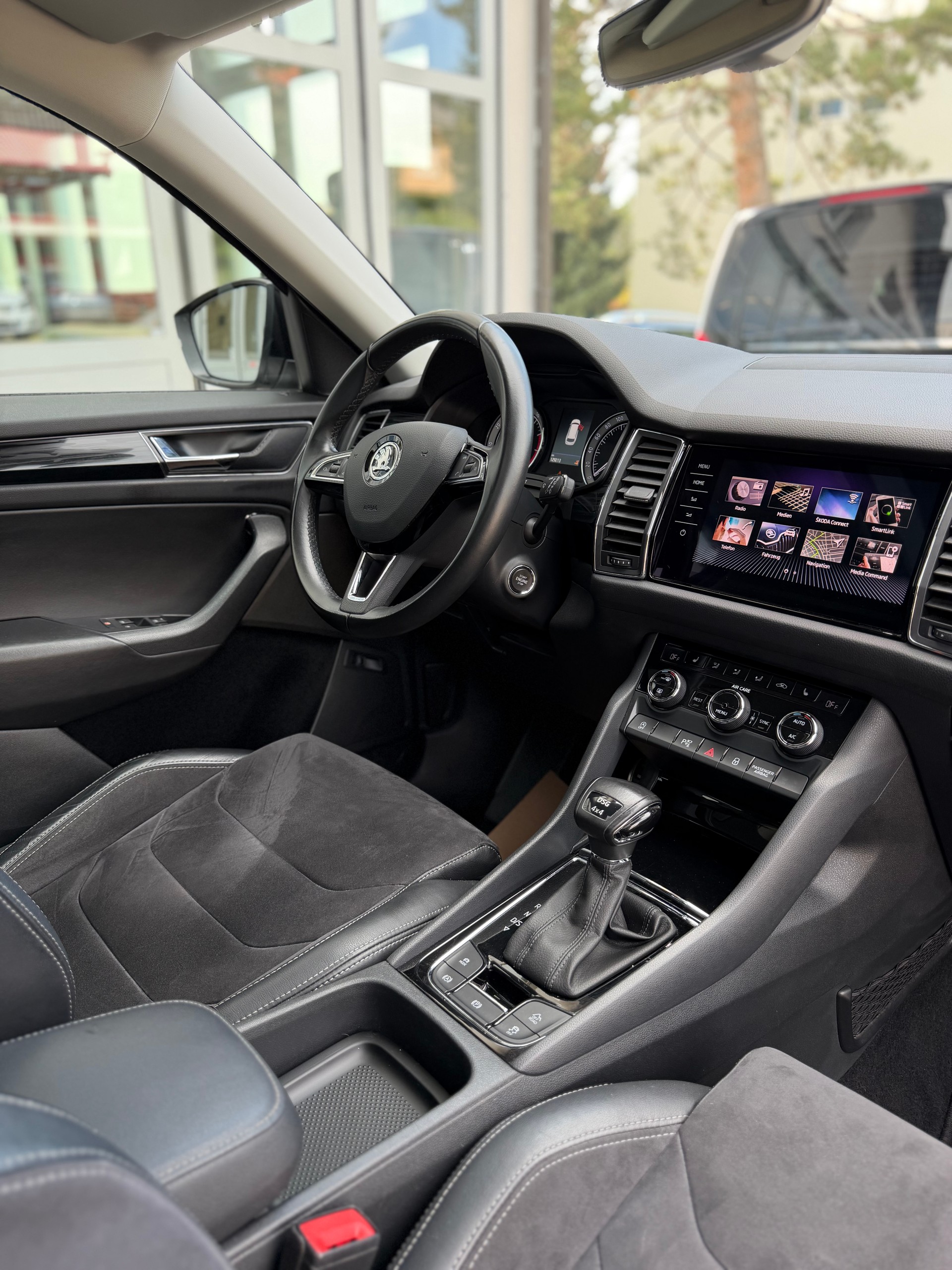 SKODA Kodiaq 2.0 TSI Style DSG 4x4-image-4