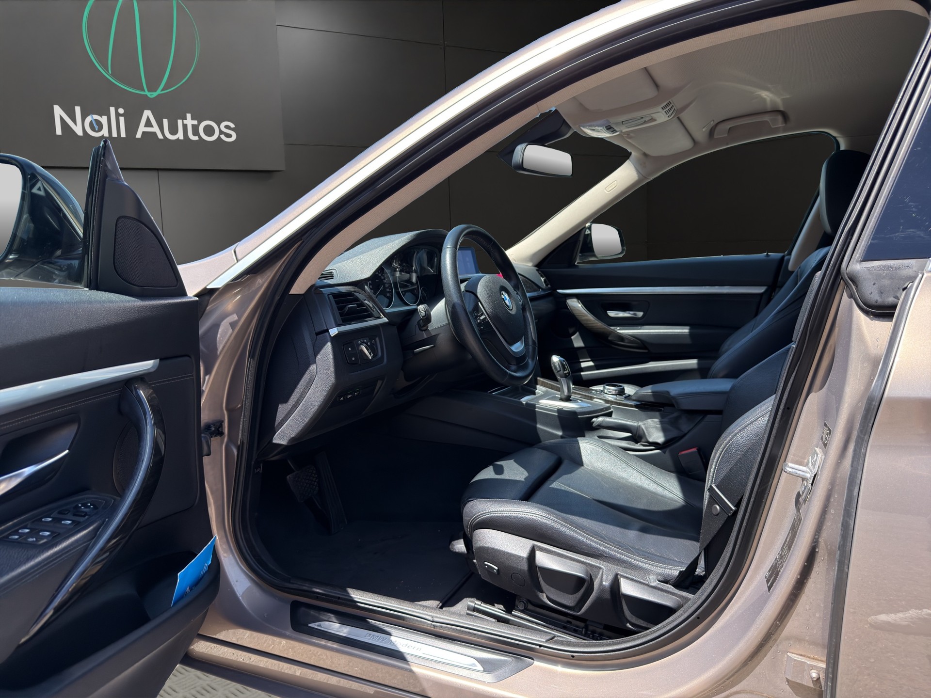 BMW 320d GT Modern Line Steptronic-image-8
