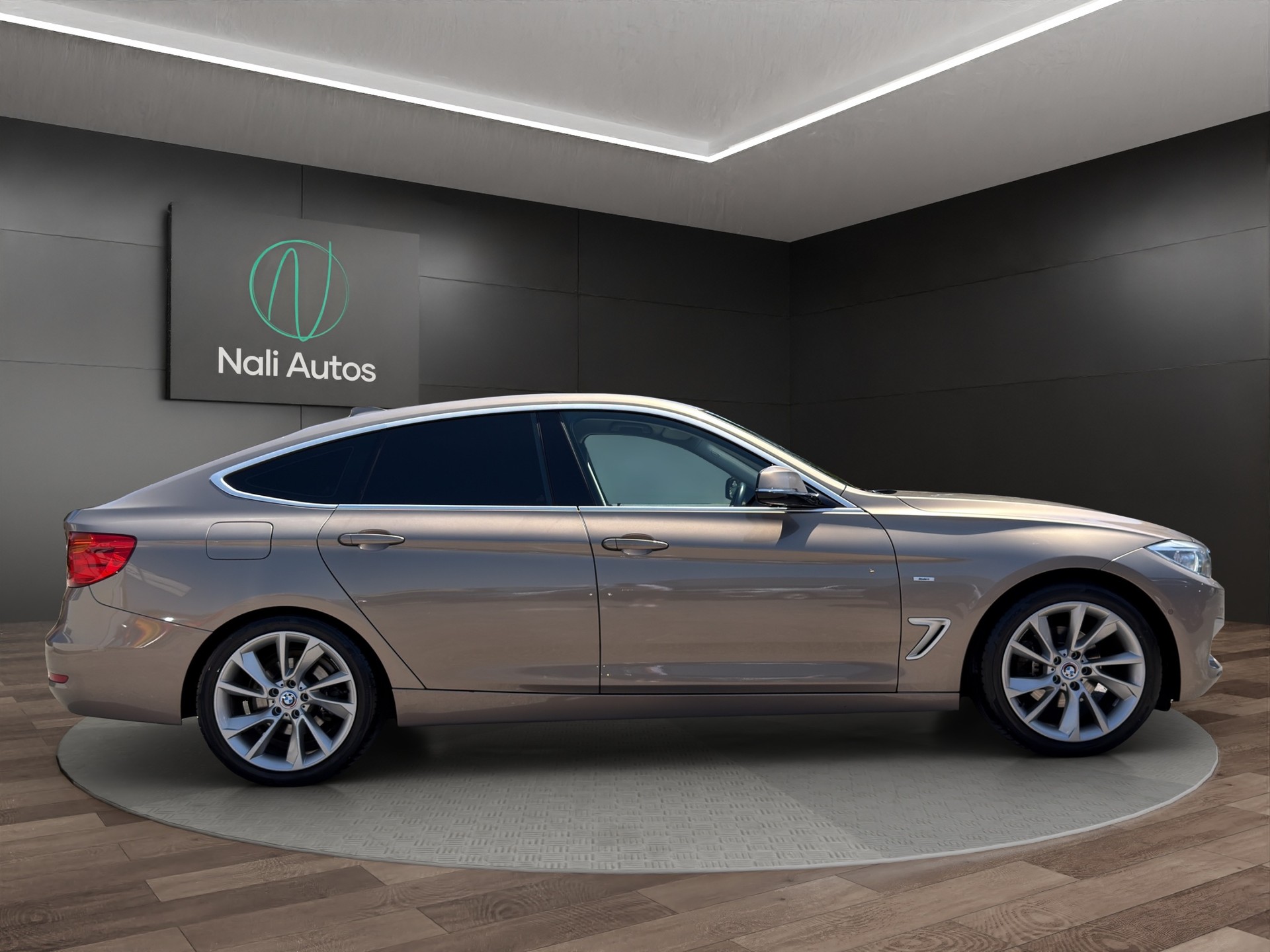 BMW 320d GT Modern Line Steptronic-image-9