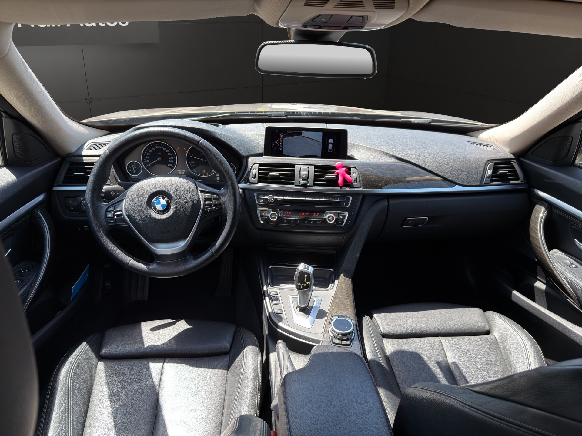 BMW 320d GT Modern Line Steptronic-image-11