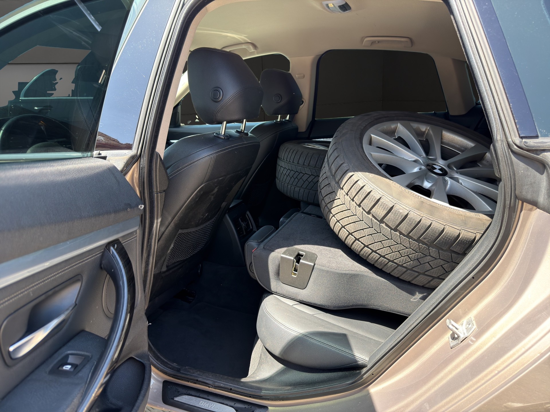 BMW 320d GT Modern Line Steptronic-image-12