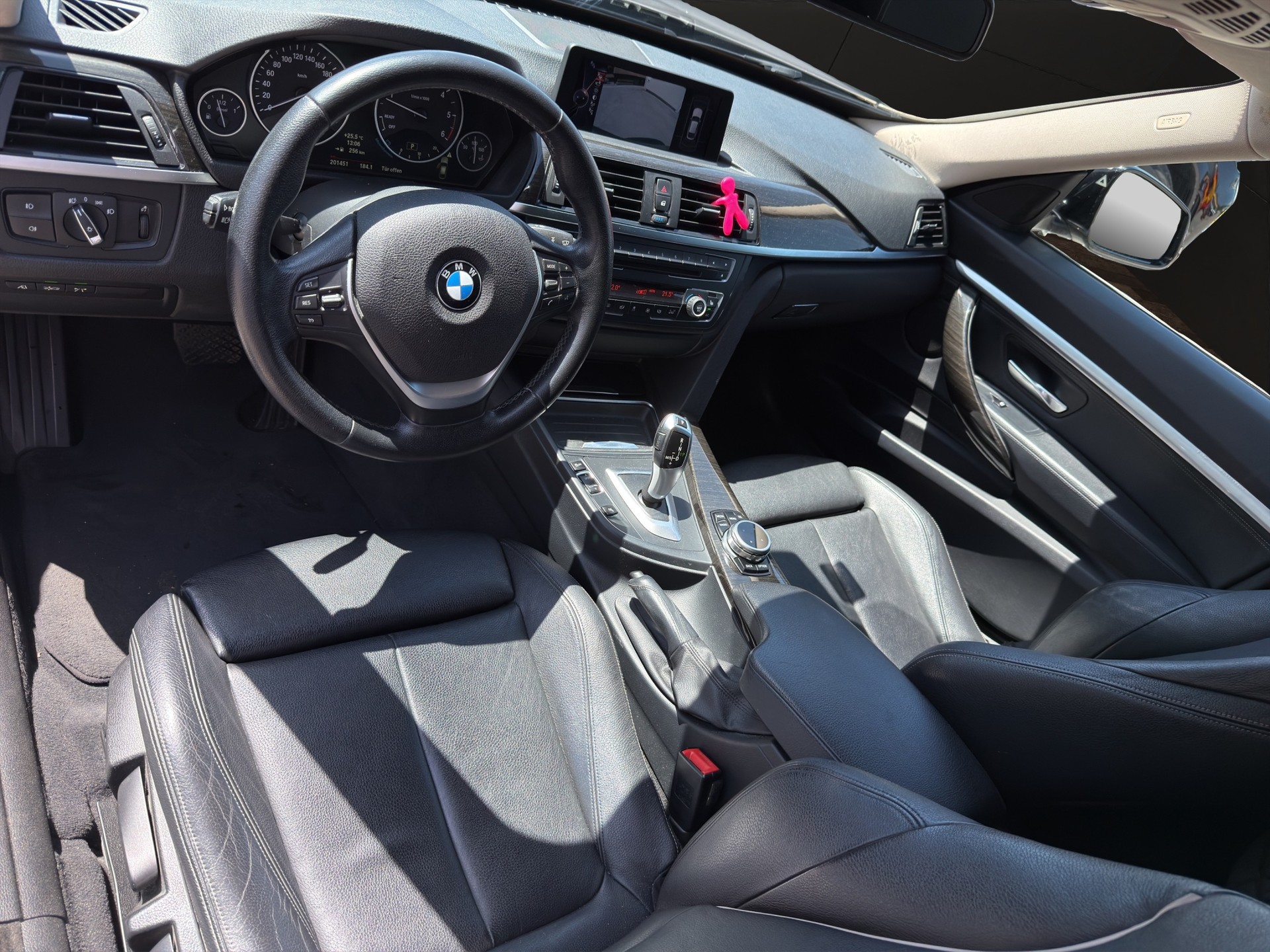 BMW 320d GT Modern Line Steptronic-image-10