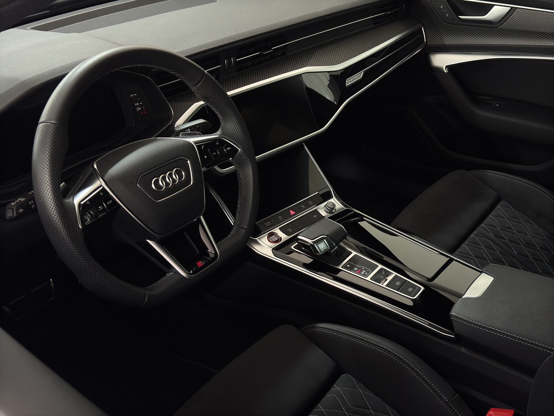 AUDI S6 Limousine 3.0 TDI quattro tiptronic "Pano-Sportsitze-21 Zoll"-image-14