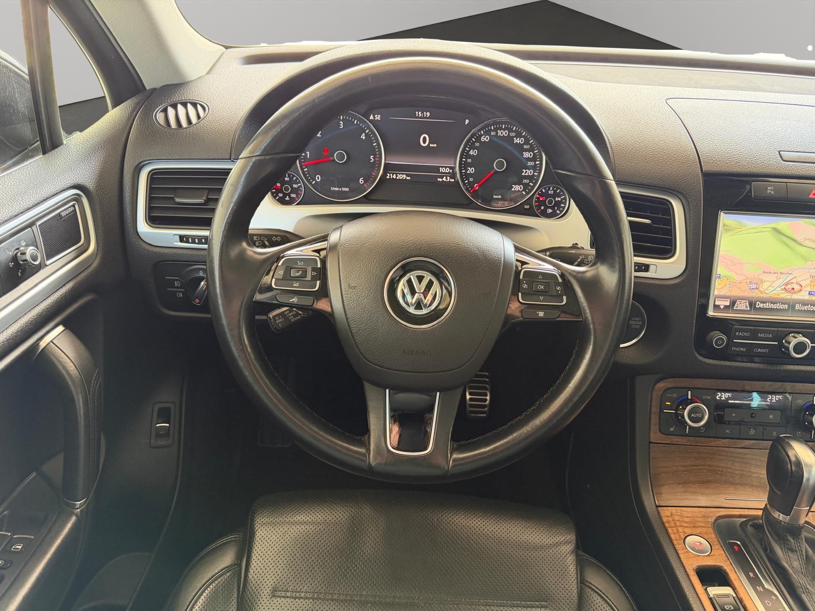 VW Touareg 4.2 TDI Tiptronic-image-9