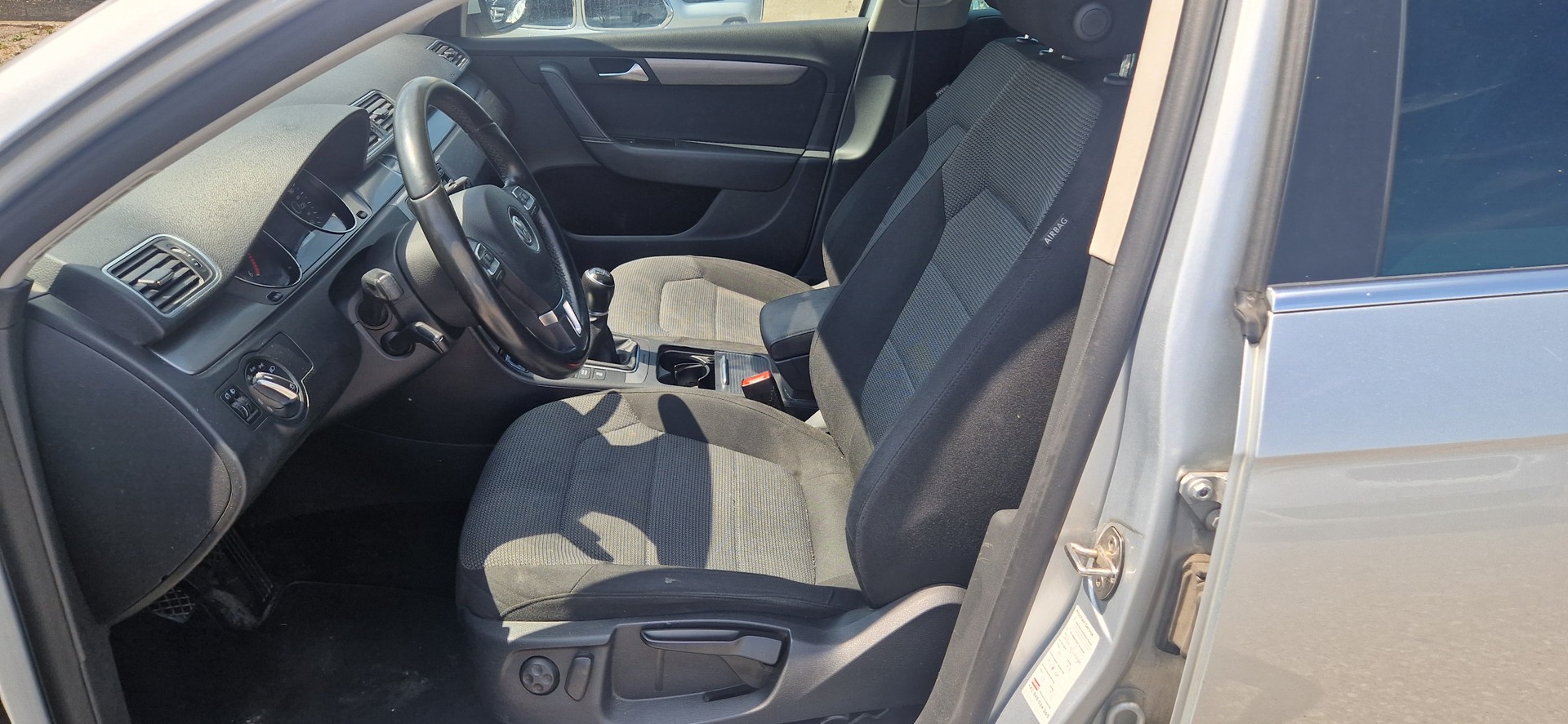 VW Passat Variant 2.0 TDI BMT Highline 4M-image-5