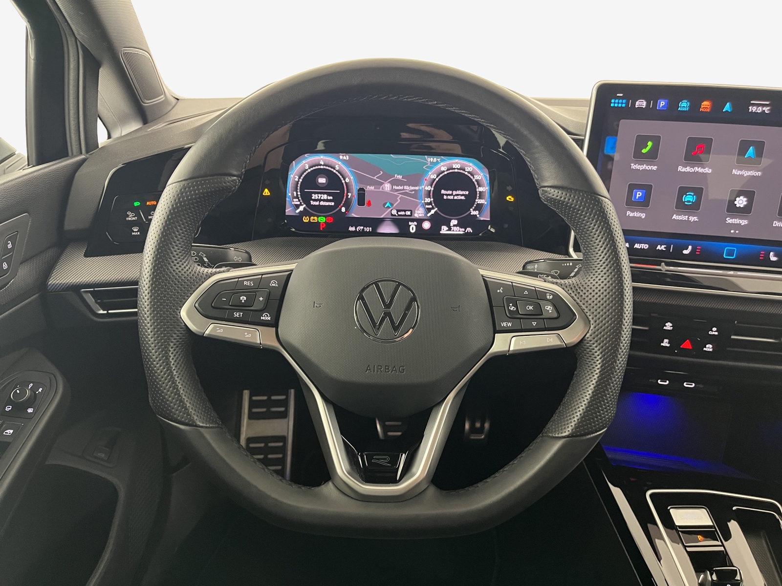 VW Golf Variant 2.0 TSI R-Line DSG 4 Motion-image-9
