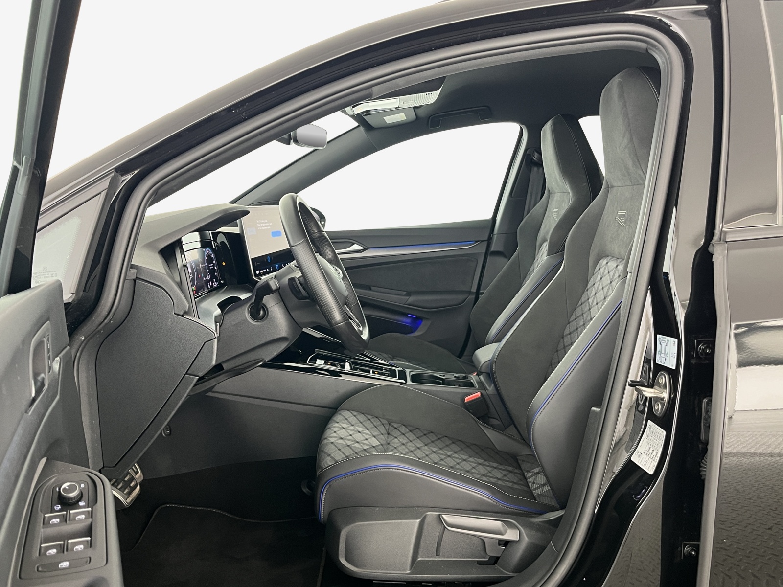VW Golf Variant 2.0 TSI R-Line DSG 4 Motion-image-7