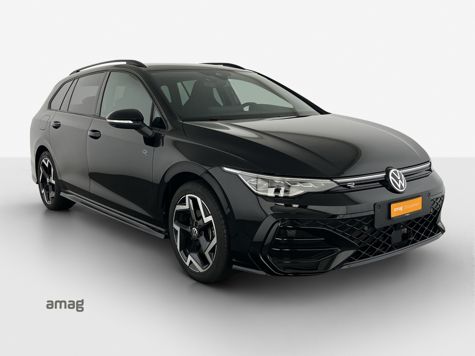 VW Golf Variant 2.0 TSI R-Line DSG 4 Motion-image-5