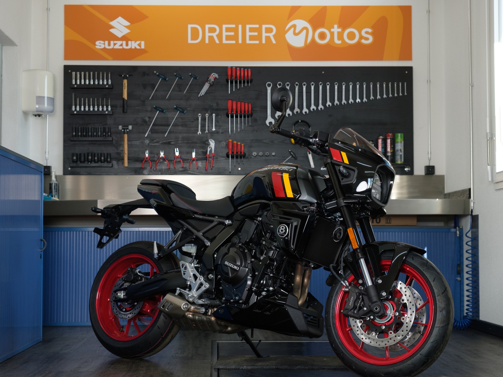 SUZUKI GSX 8TT-image-1