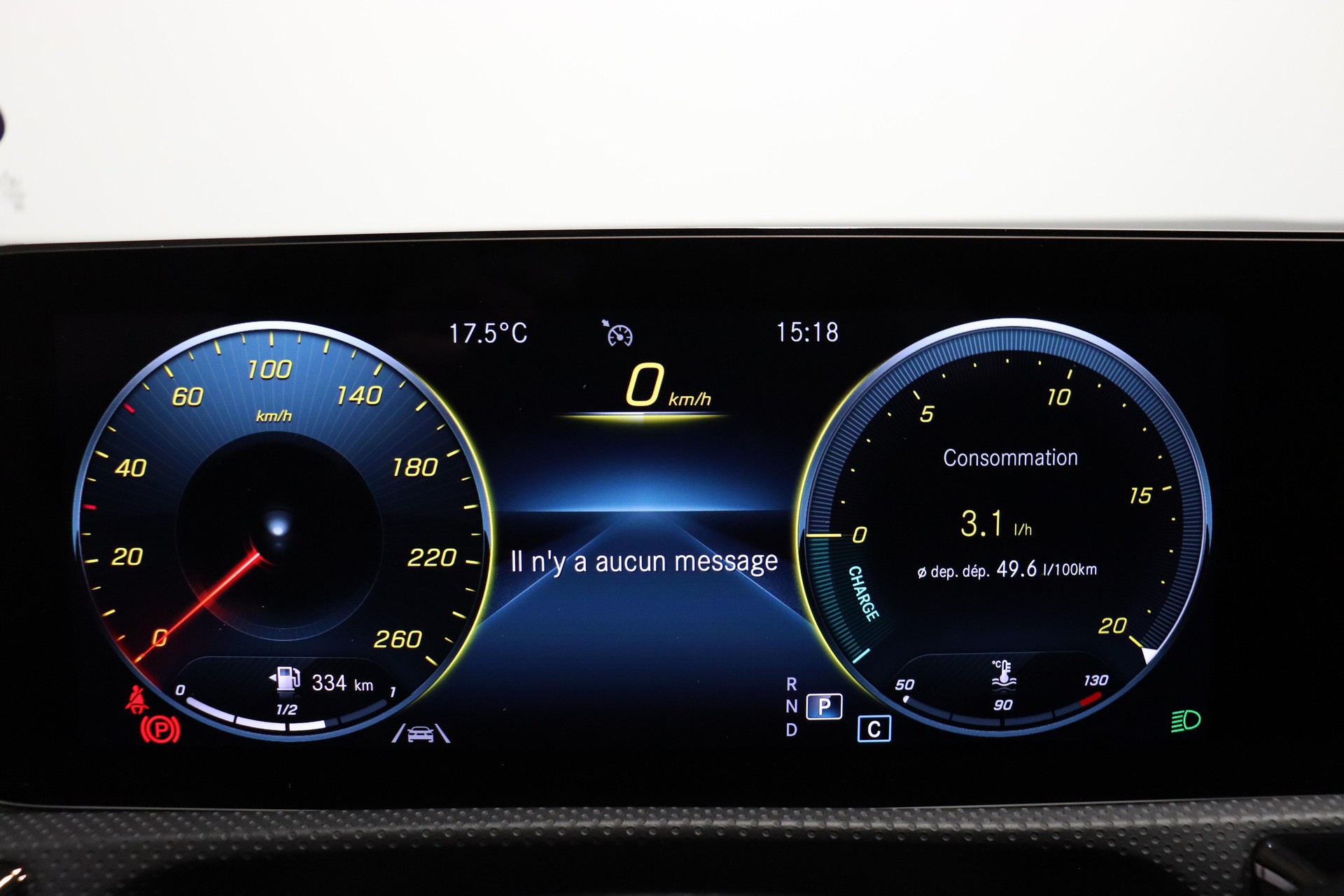 MERCEDES-BENZ A 250 Progressive-image-11
