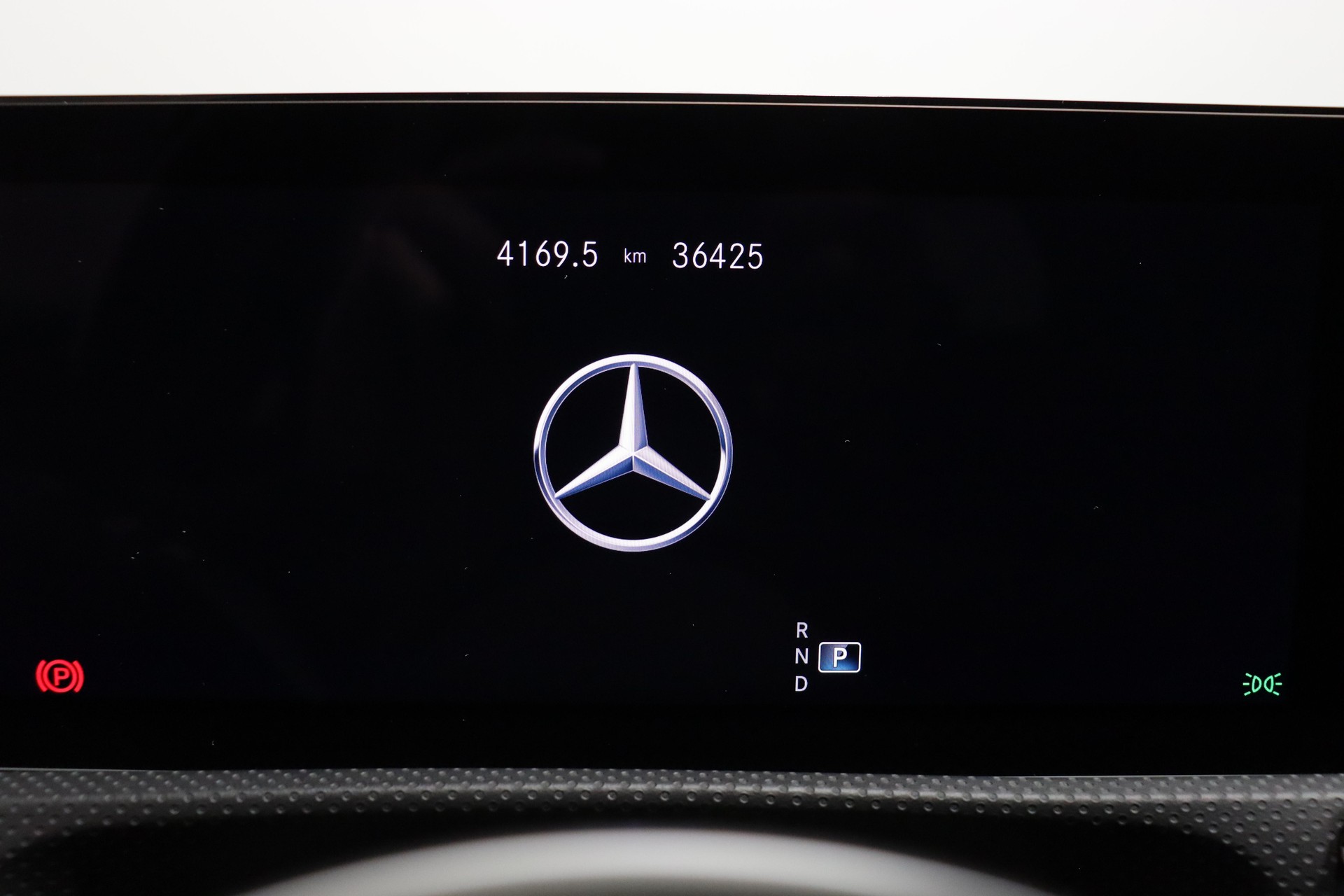 MERCEDES-BENZ A 250 Progressive-image-12