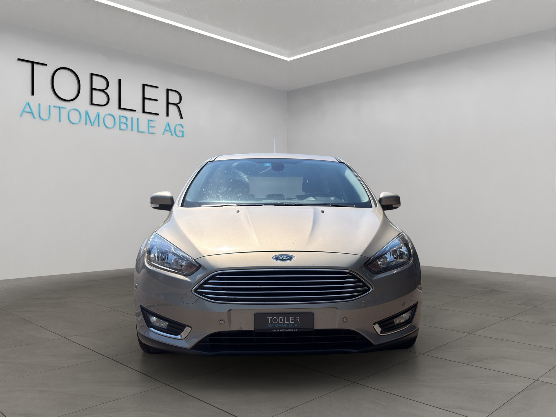 FORD Focus 1.0 SCTi Titanium-image-1