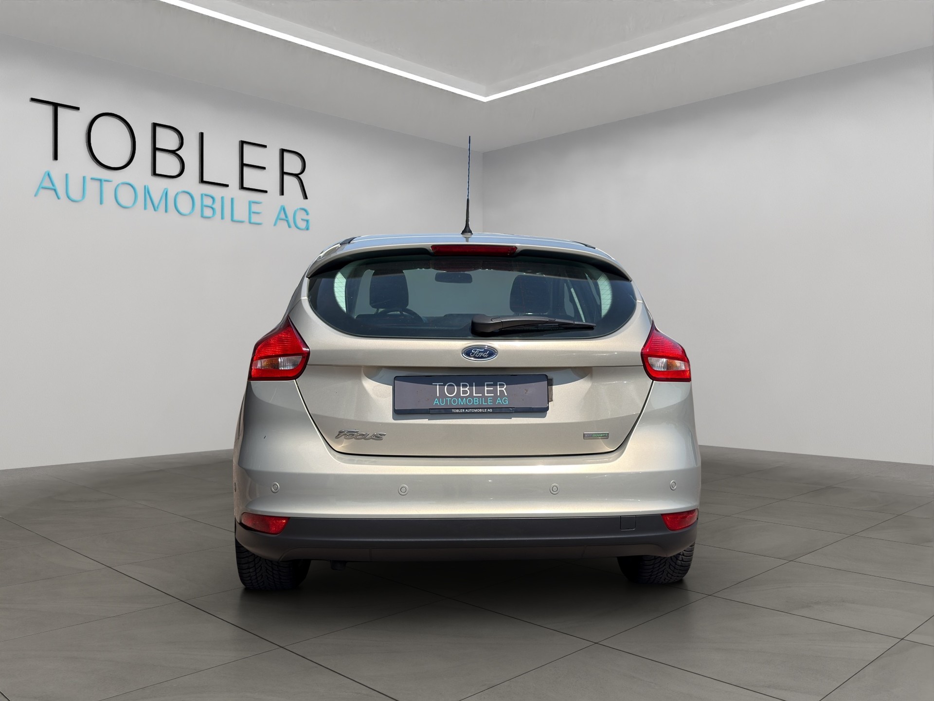 FORD Focus 1.0 SCTi Titanium-image-5