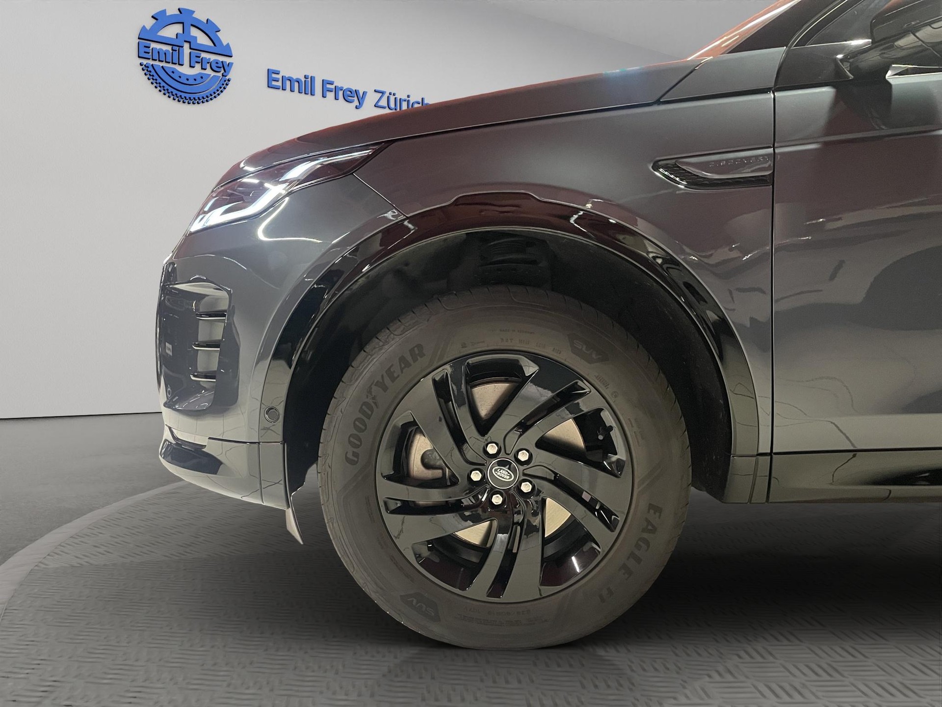 LAND ROVER Discovery Sport 2.0 D I4 165 Dynamic SE-image-12