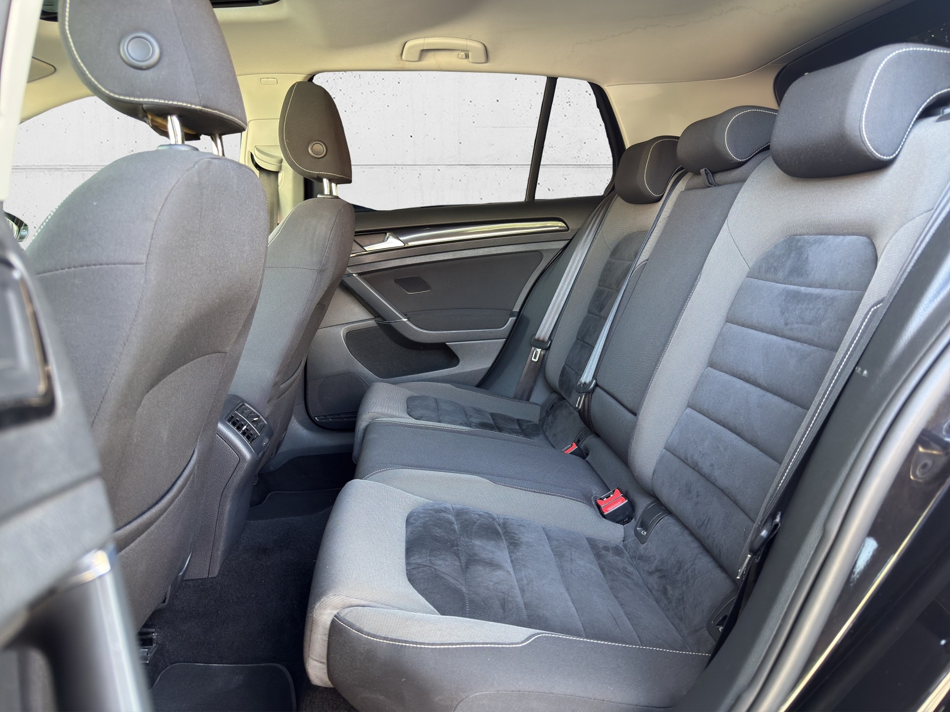 VW Golf 1.4 TSI Highline DSG-image-9
