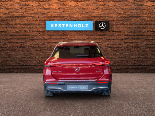 MERCEDES-BENZ EQA 300 AMG Line 4Matic-image-5