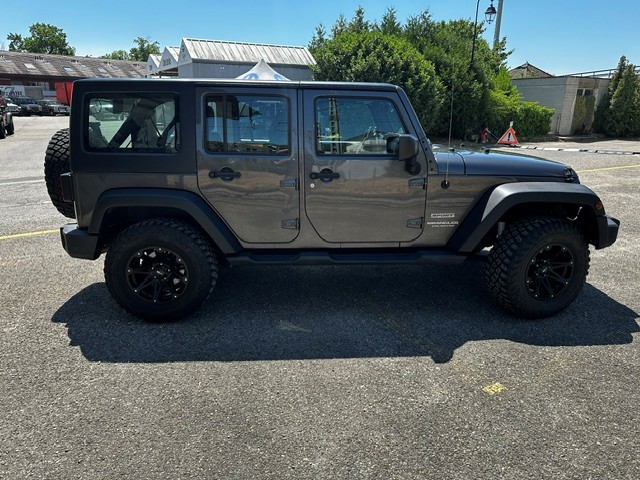 JEEP Wrangler 2.8CRD Unlimited Sport Automatic softtop-image-4