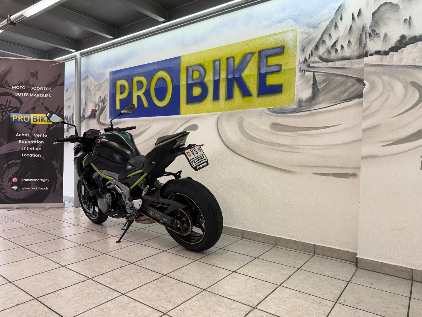 KAWASAKI Z 900 (70kW)-showroom-element-3