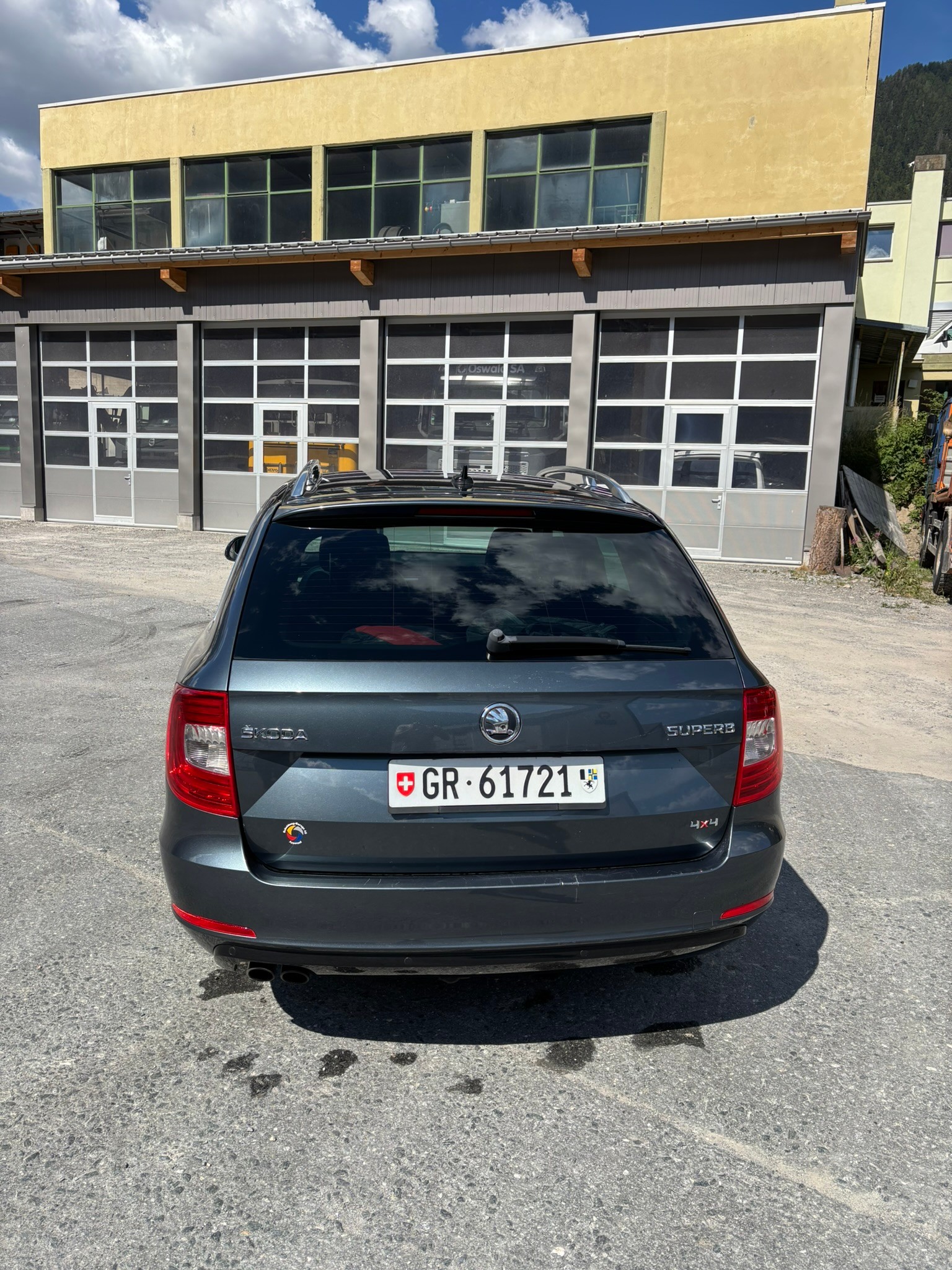 SKODA 2.0 TDI 170 Eleg. 4x4 DSG S/S-image-8