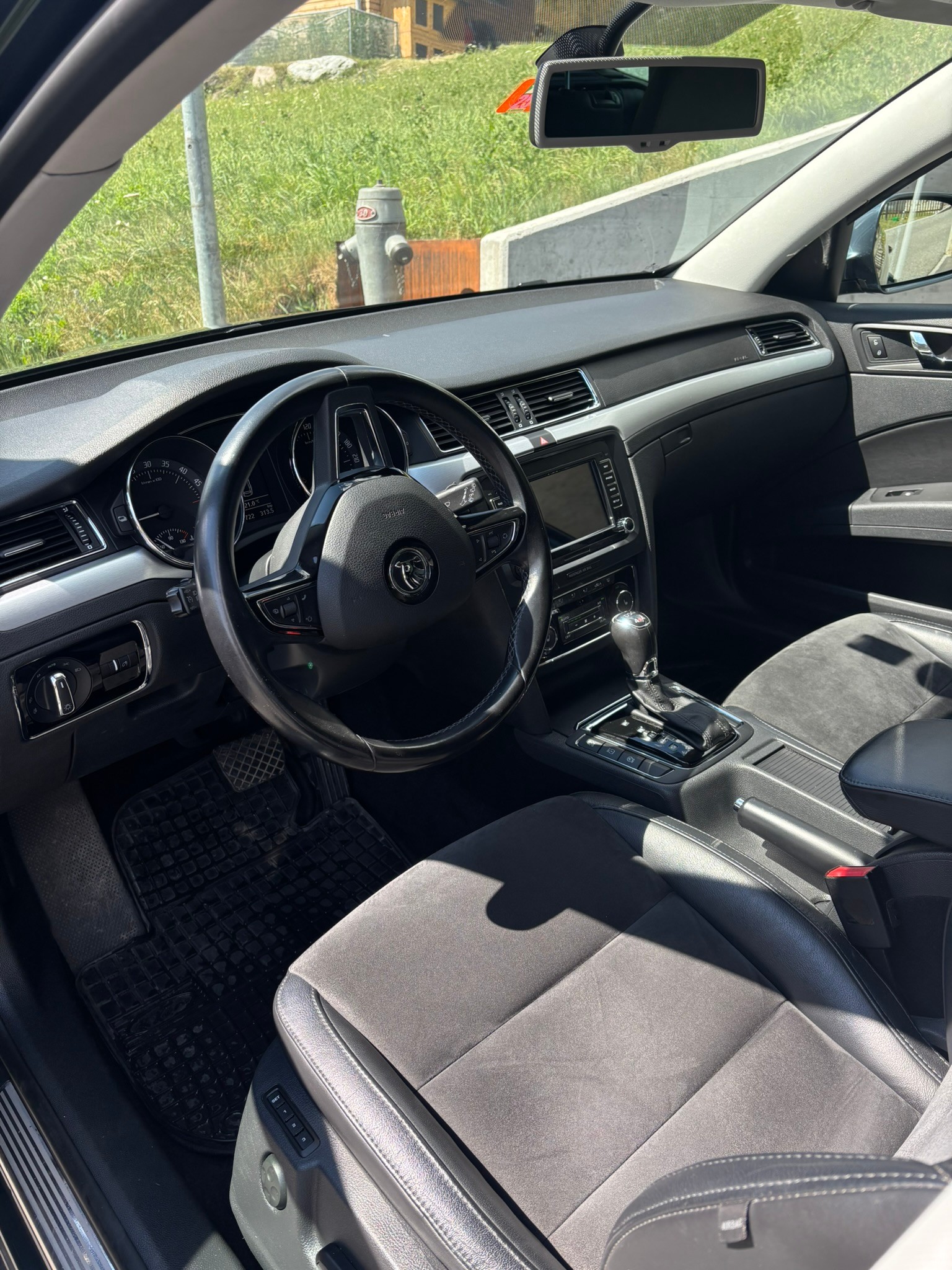 SKODA 2.0 TDI 170 Eleg. 4x4 DSG S/S-image-15