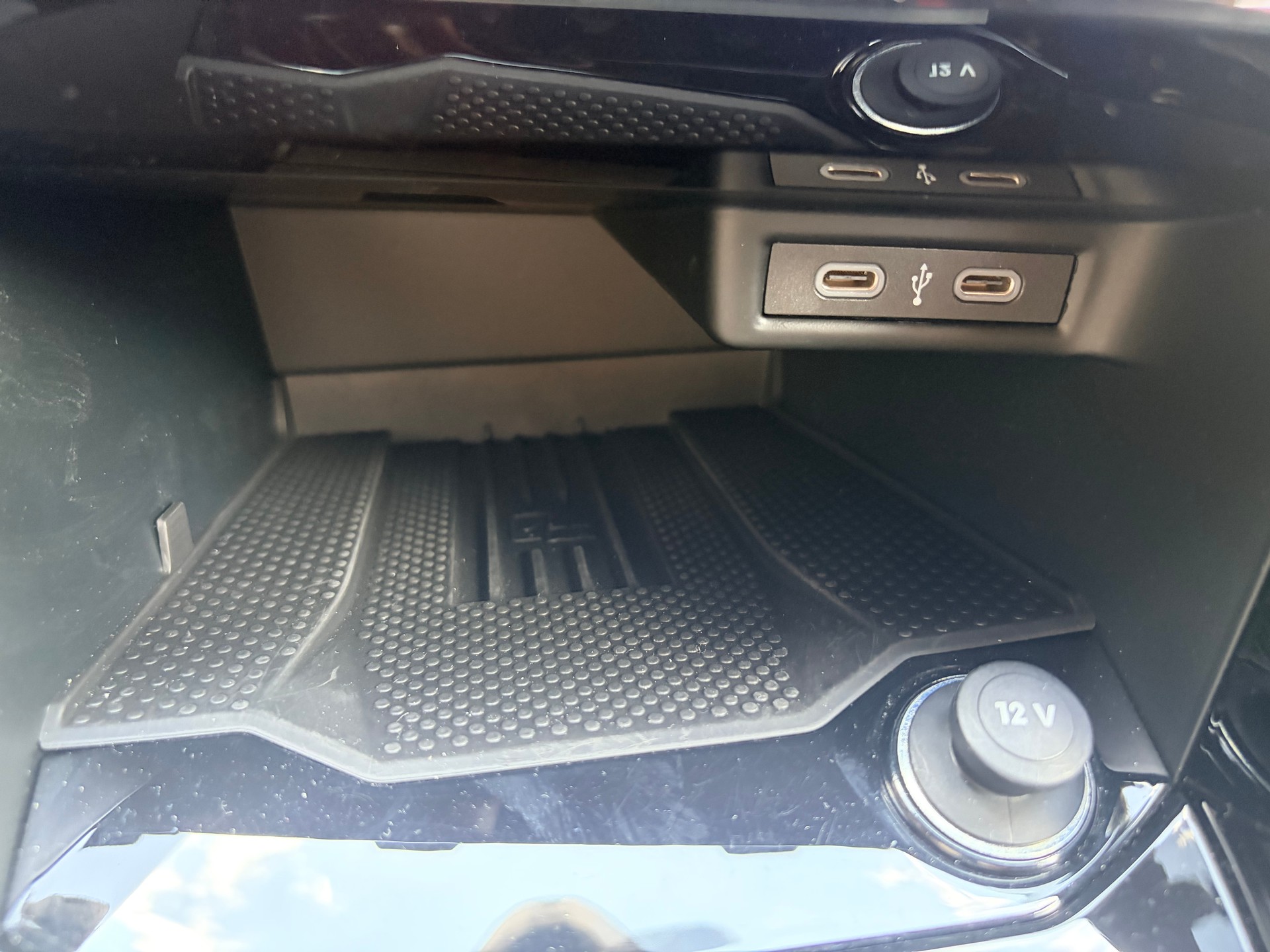 VW T-Roc 2.0 TSI R-Line DSG 4motion-image-16