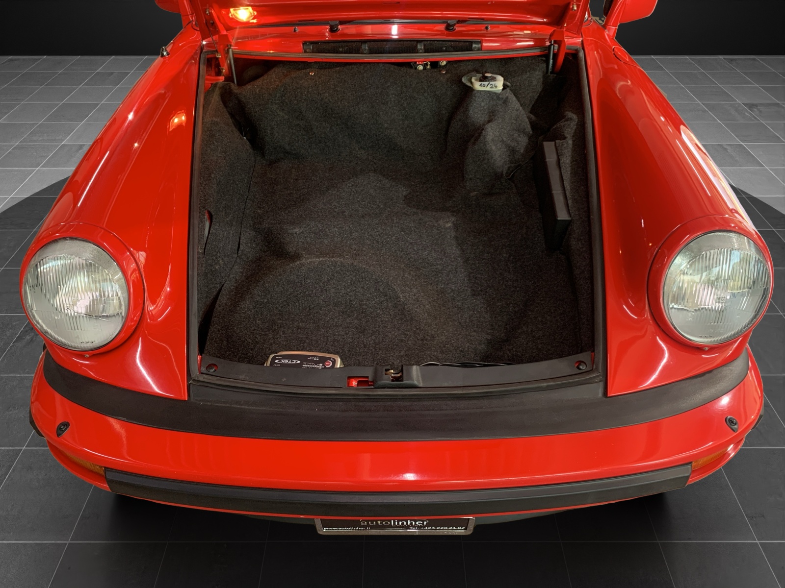 PORSCHE 911 Carrera-image-12