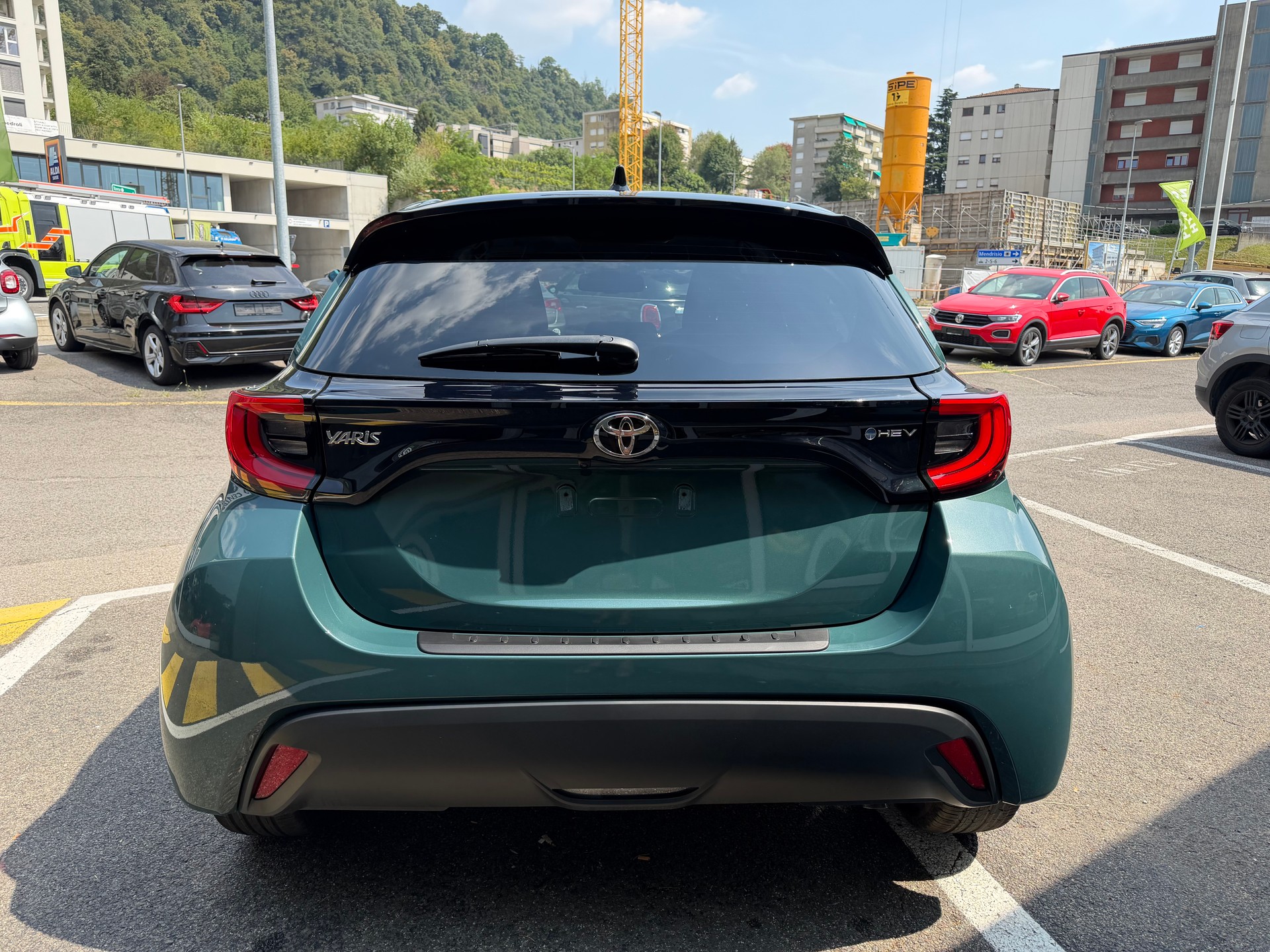 TOYOTA Yaris 1.5 Trend e-CVT-image-6