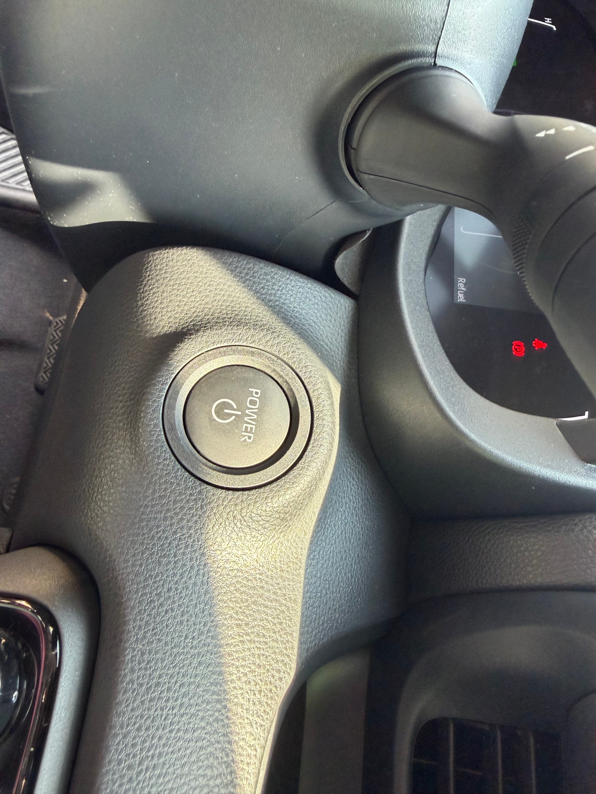 TOYOTA Yaris 1.5 Trend e-CVT-image-12