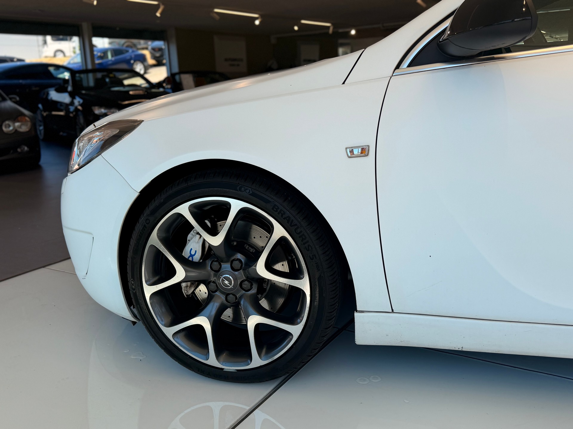 OPEL Insignia Sports Tourer 2.8 Turbo OPC 4WD-image-12