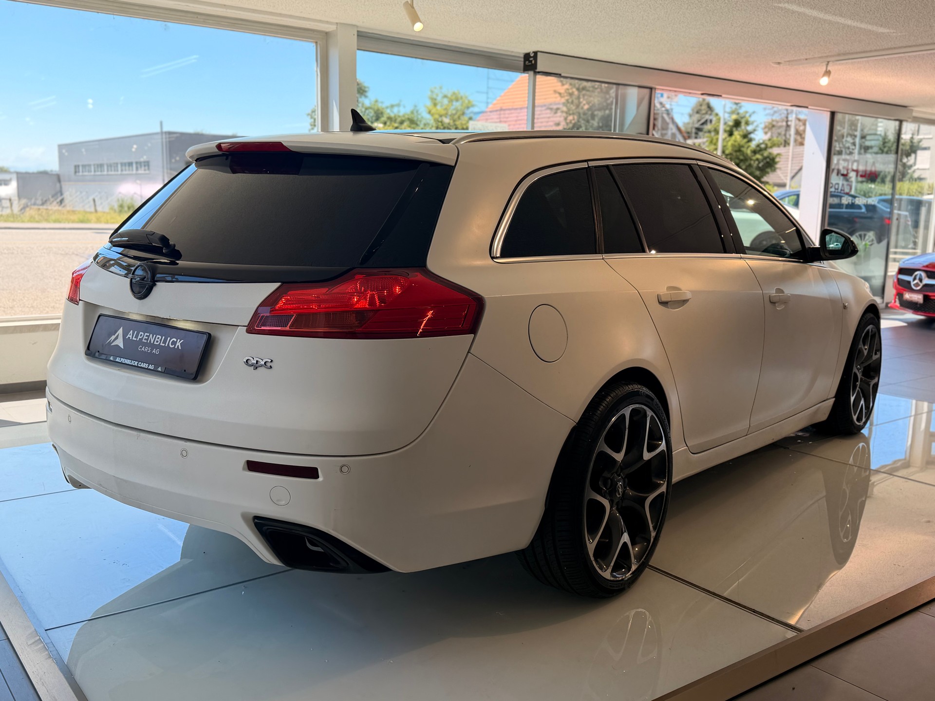 OPEL Insignia Sports Tourer 2.8 Turbo OPC 4WD-image-8