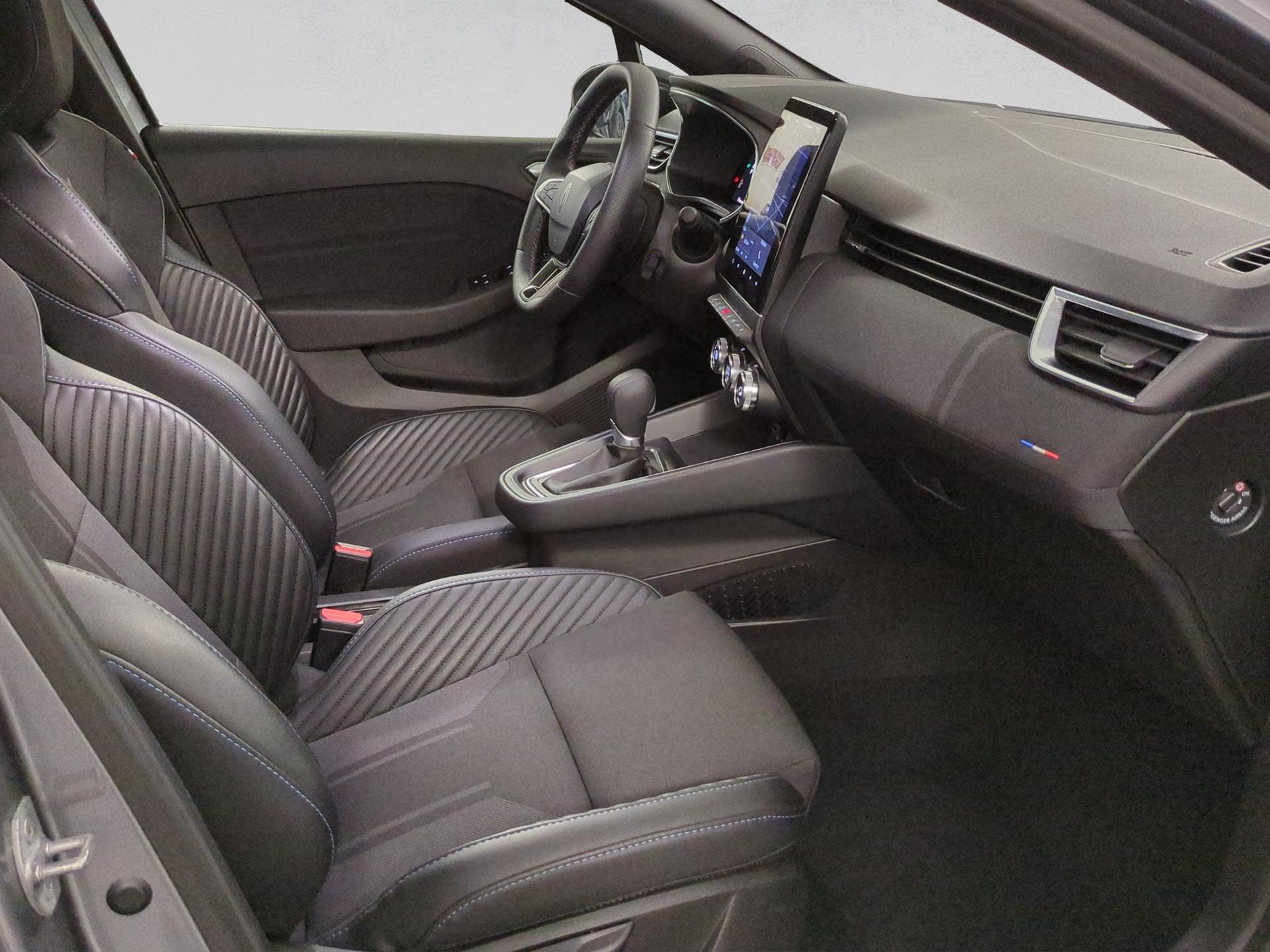 RENAULT Clio 1.6 E-Tech Esprit Alpine-image-16