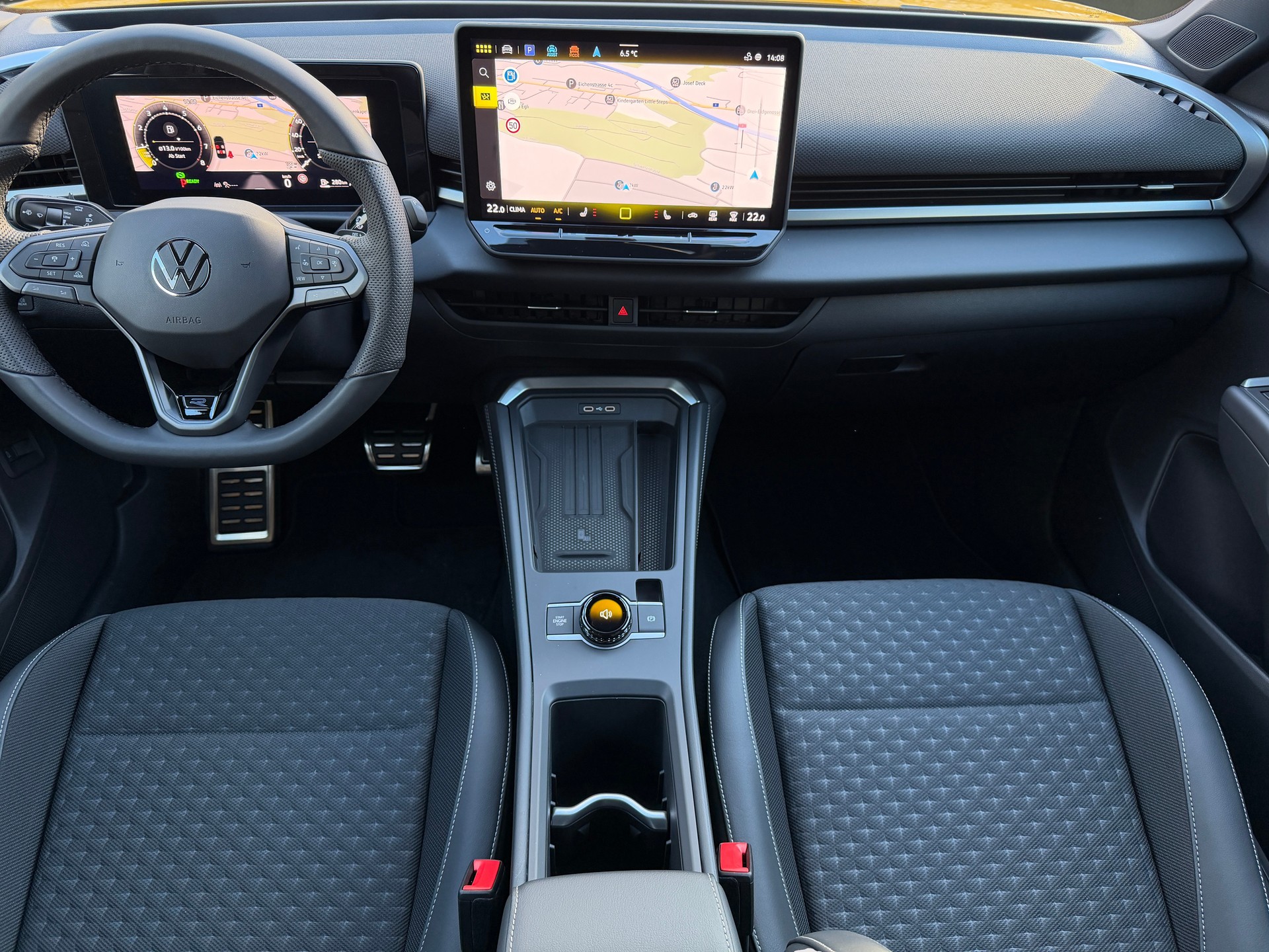VW T-Roc 1.5 eTSI mHEV R-Line DSG-image-8