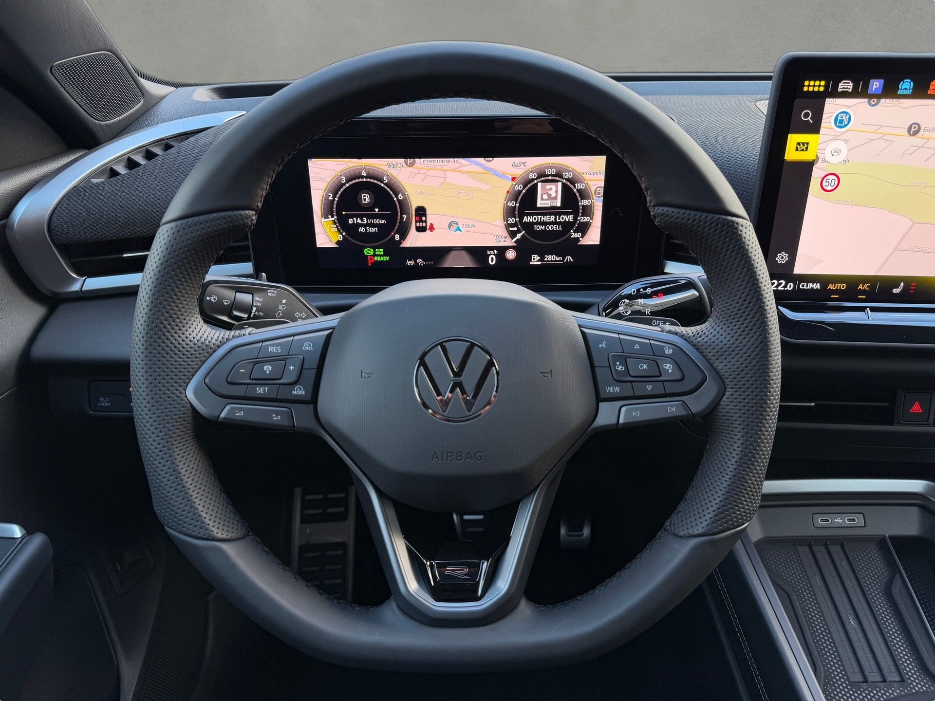 VW T-Roc 1.5 eTSI mHEV R-Line DSG-image-20