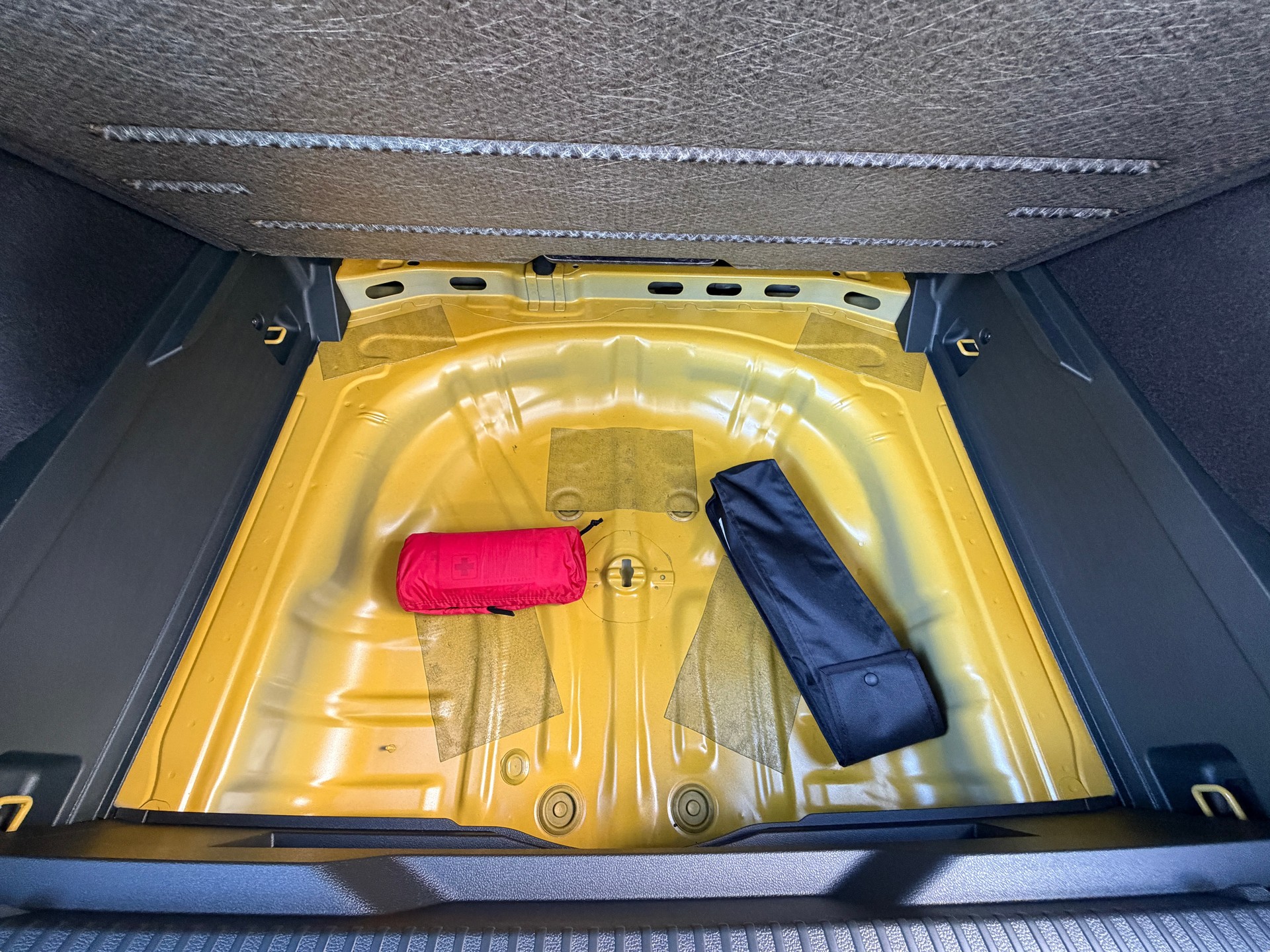 VW T-Roc 1.5 eTSI mHEV R-Line DSG-image-25