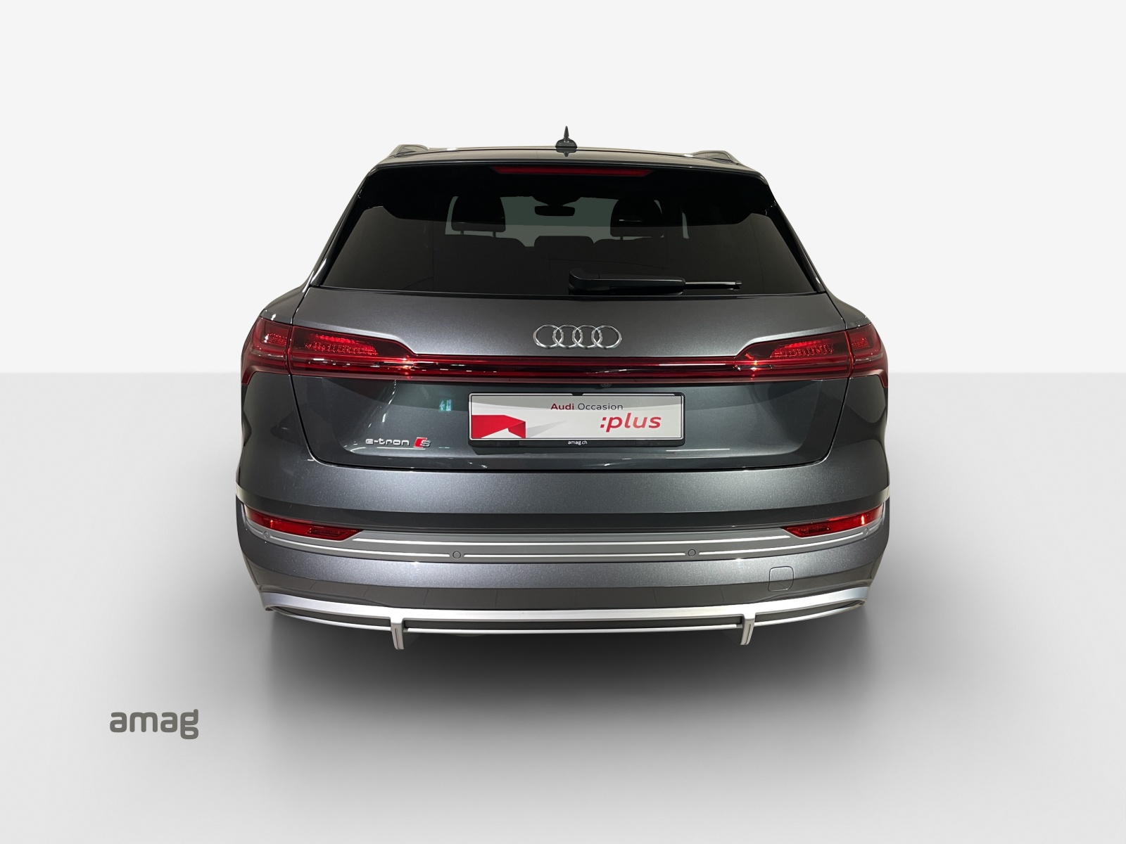 AUDI e-tron S quattro-image-4