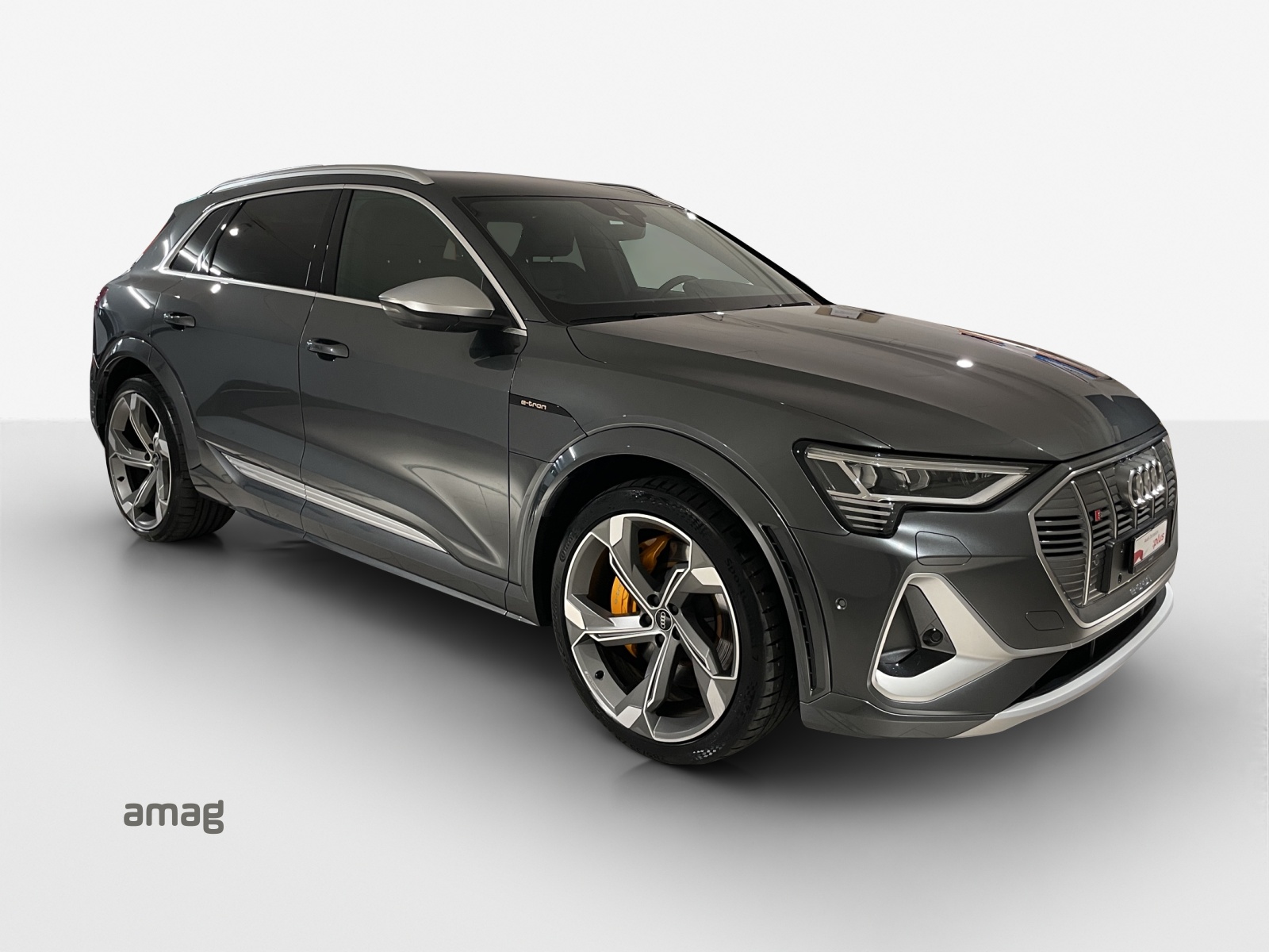 AUDI e-tron S quattro-image-6