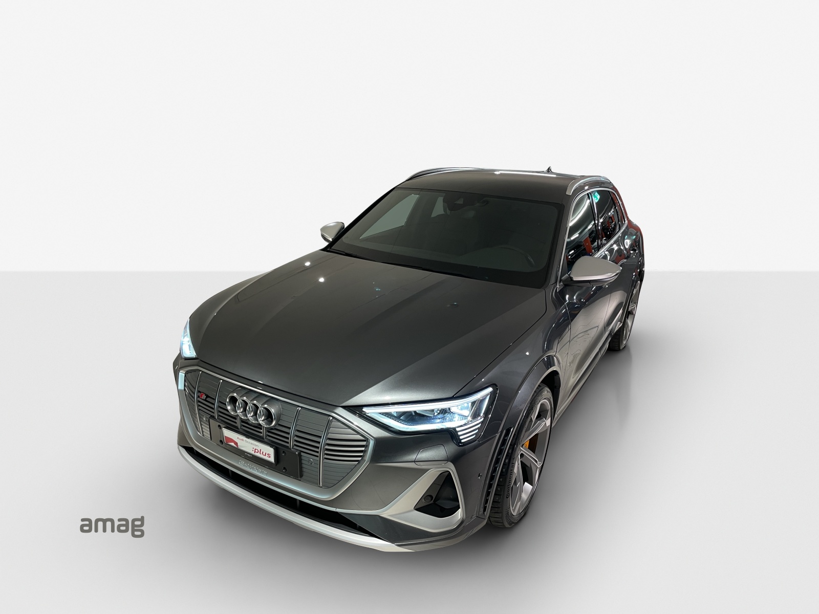 AUDI e-tron S quattro-image-16