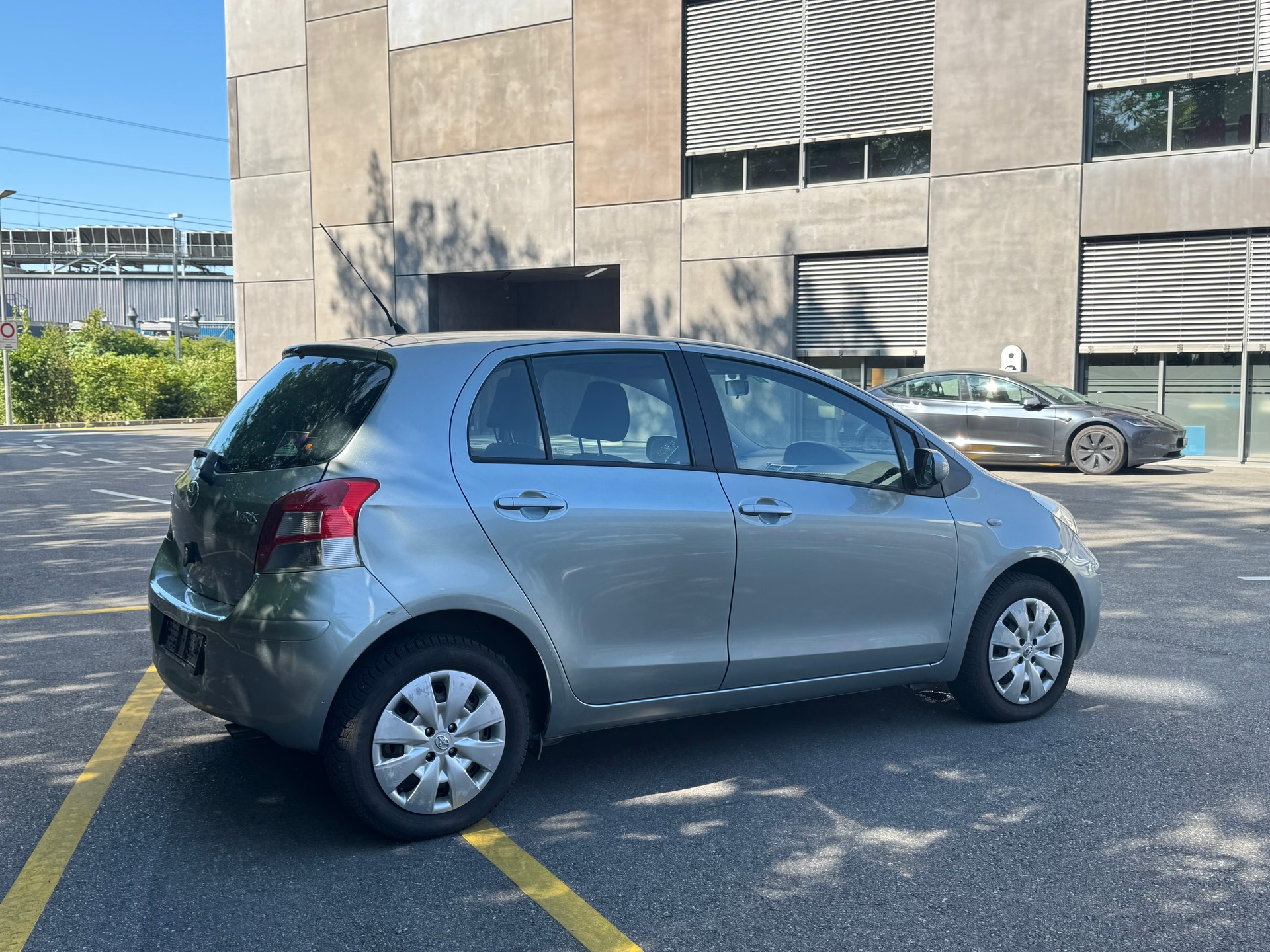TOYOTA Yaris 1.33 Linea Luna Multimode-image-5
