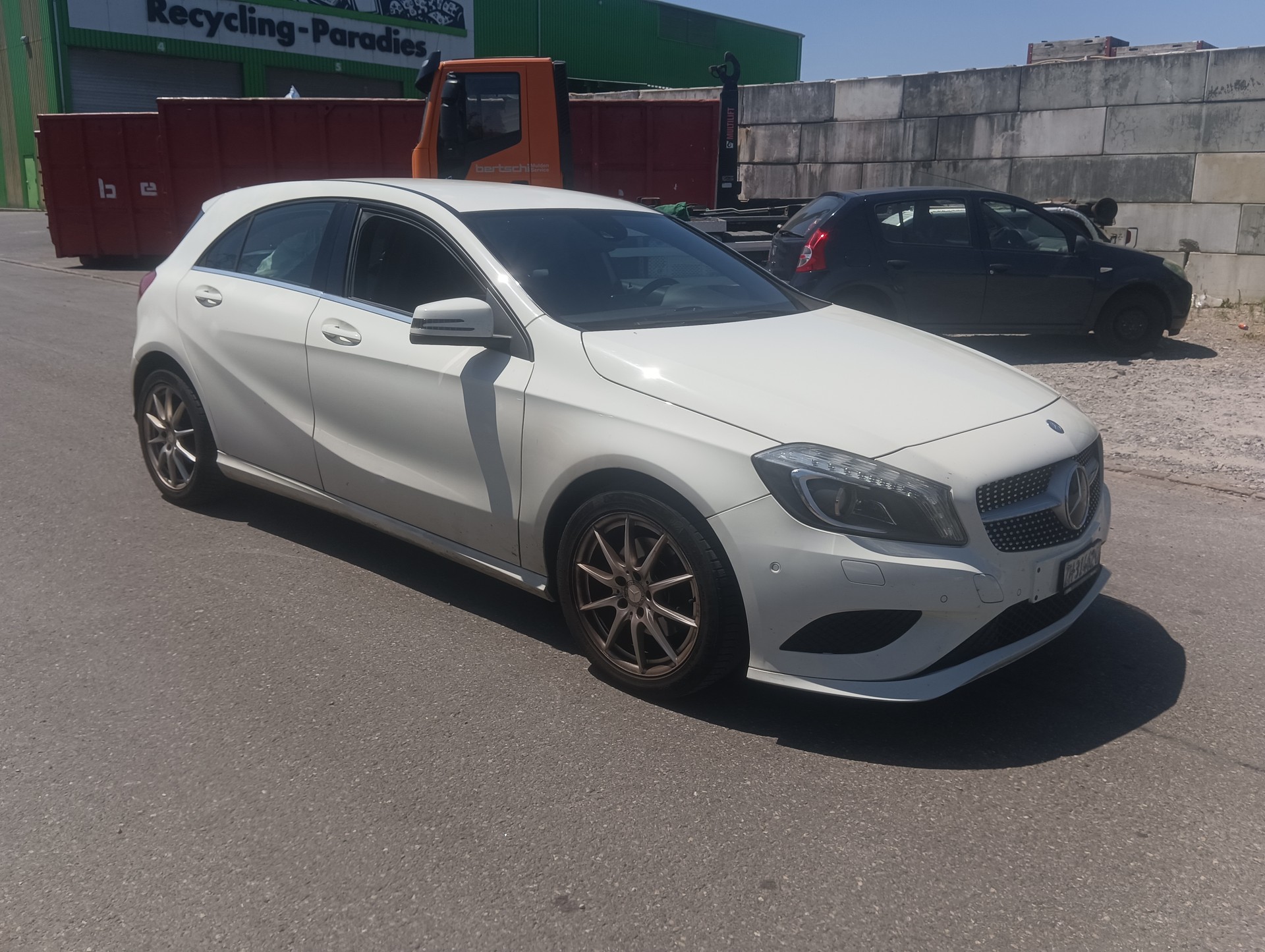 MERCEDES-BENZ A 200-image-1